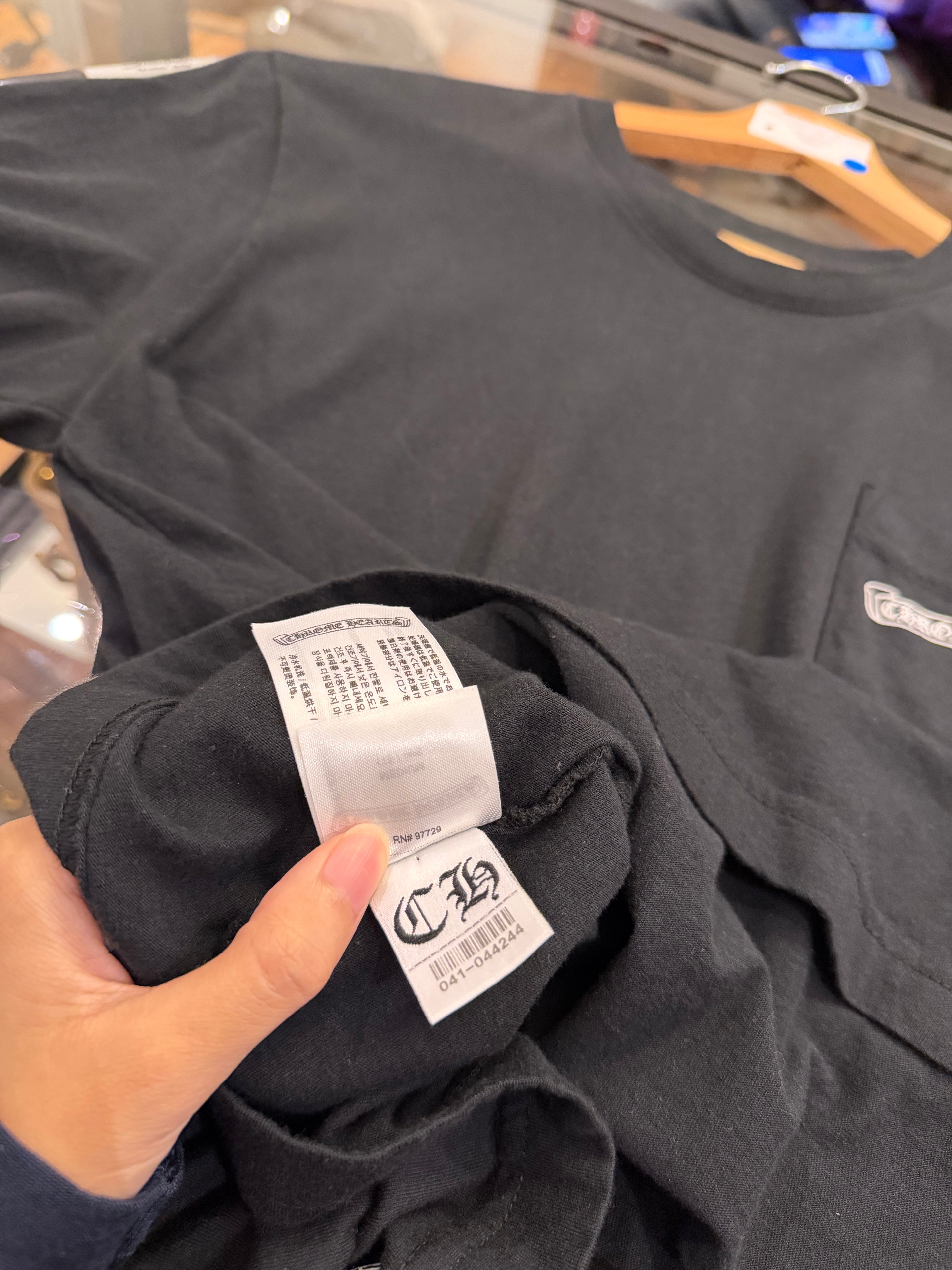 Chrome Hearts NYC Exclusive
Scroll Logo Tee
