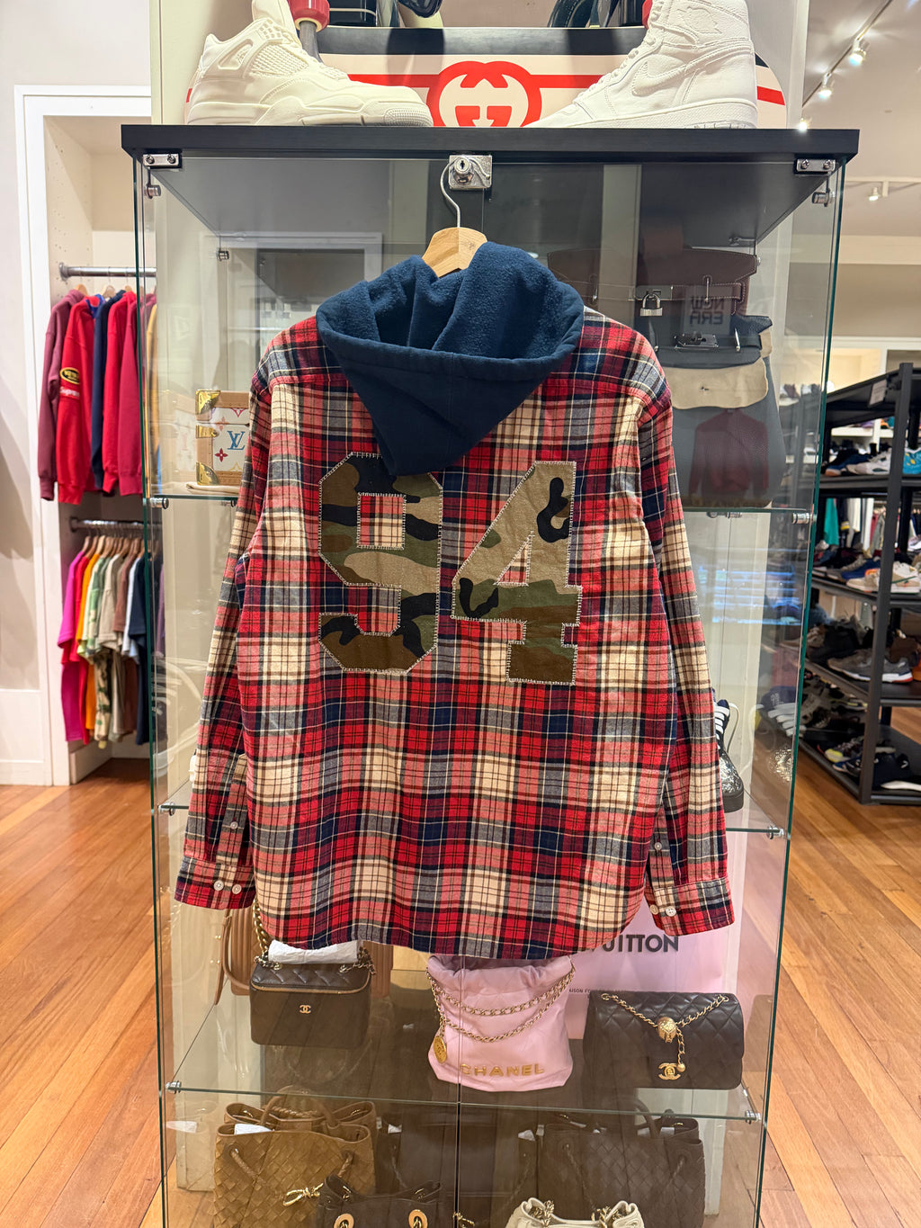 Supreme Applique Logo
Hooded Flannel Shirt - Red