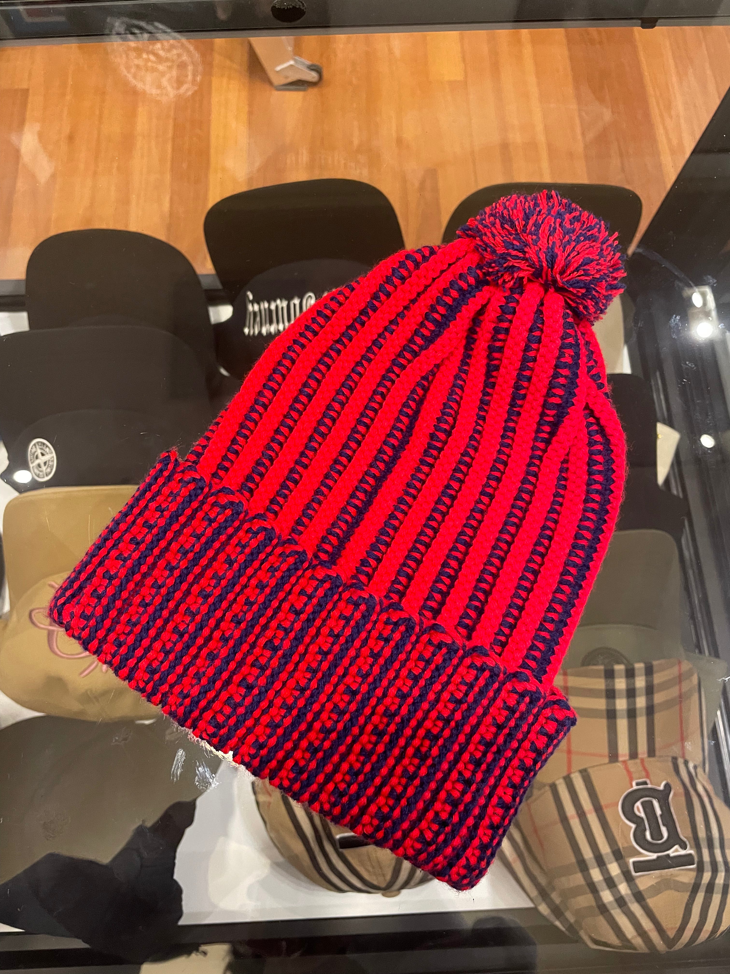Supreme FW19 Contrast Stitch Beanie - Red