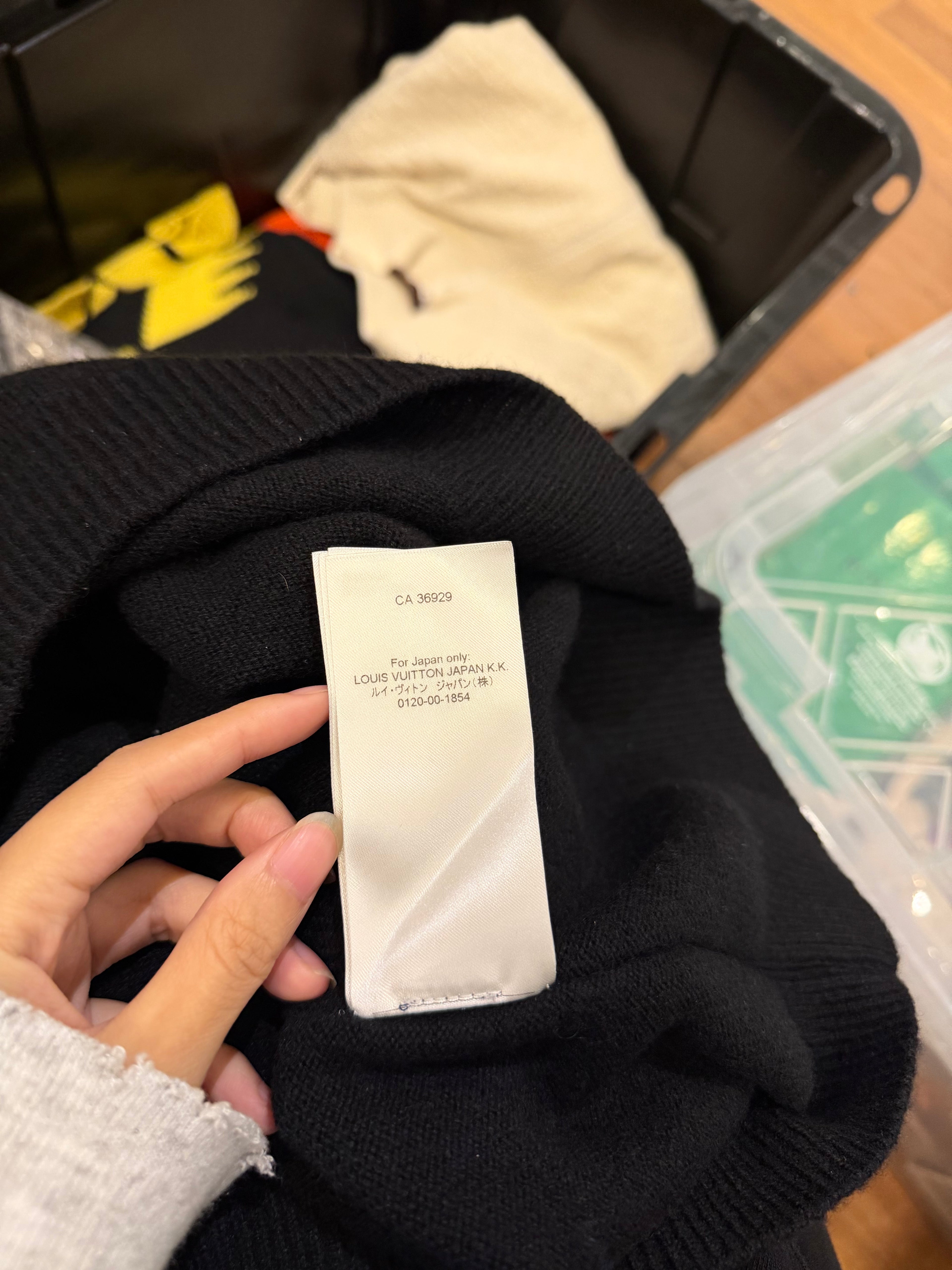 Louis Vuitton Cashmere Knit Cuff Logo Sweater black white