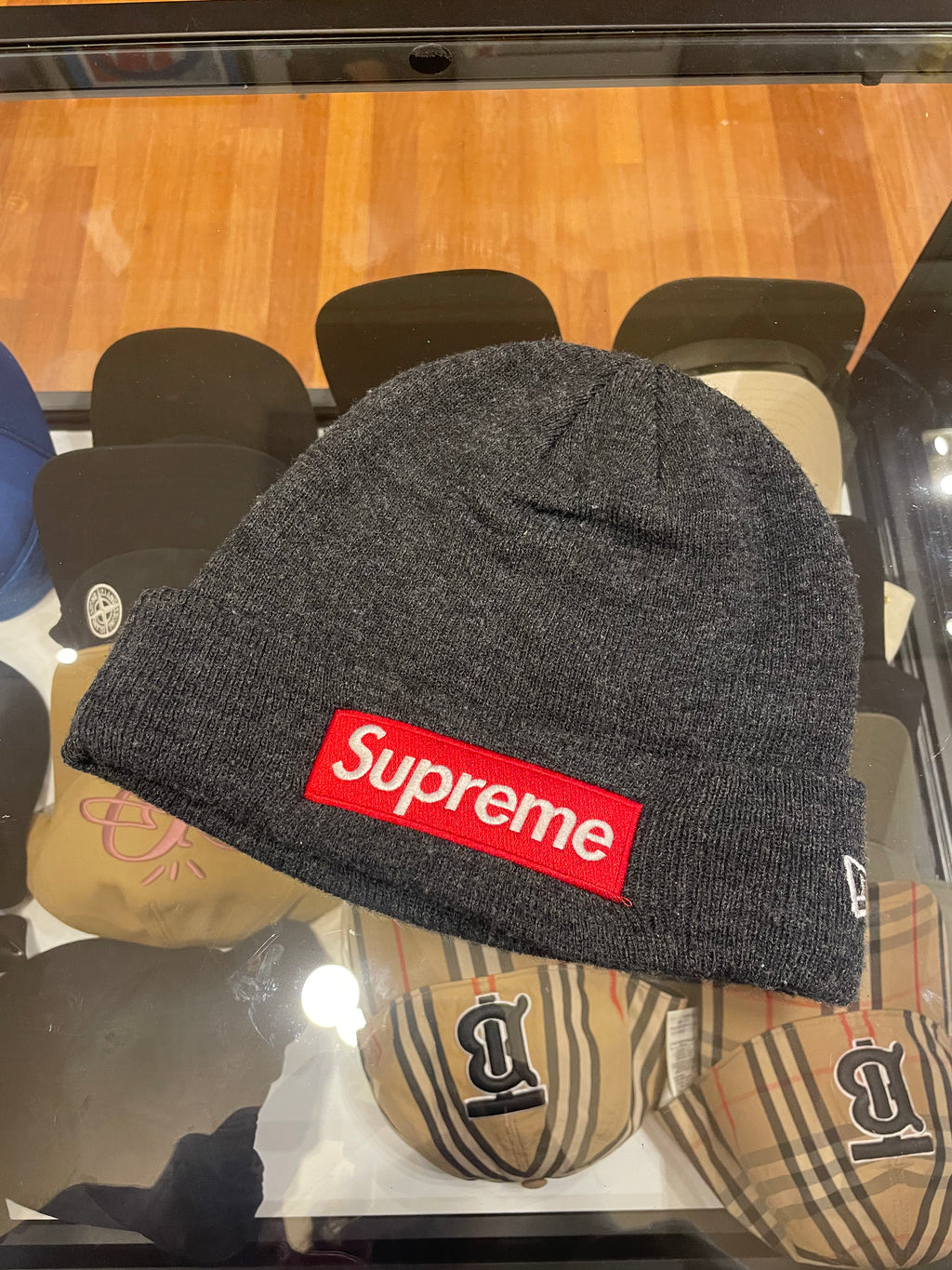 Supreme x New Era FW21 Box Logo Beanie - Charcoal