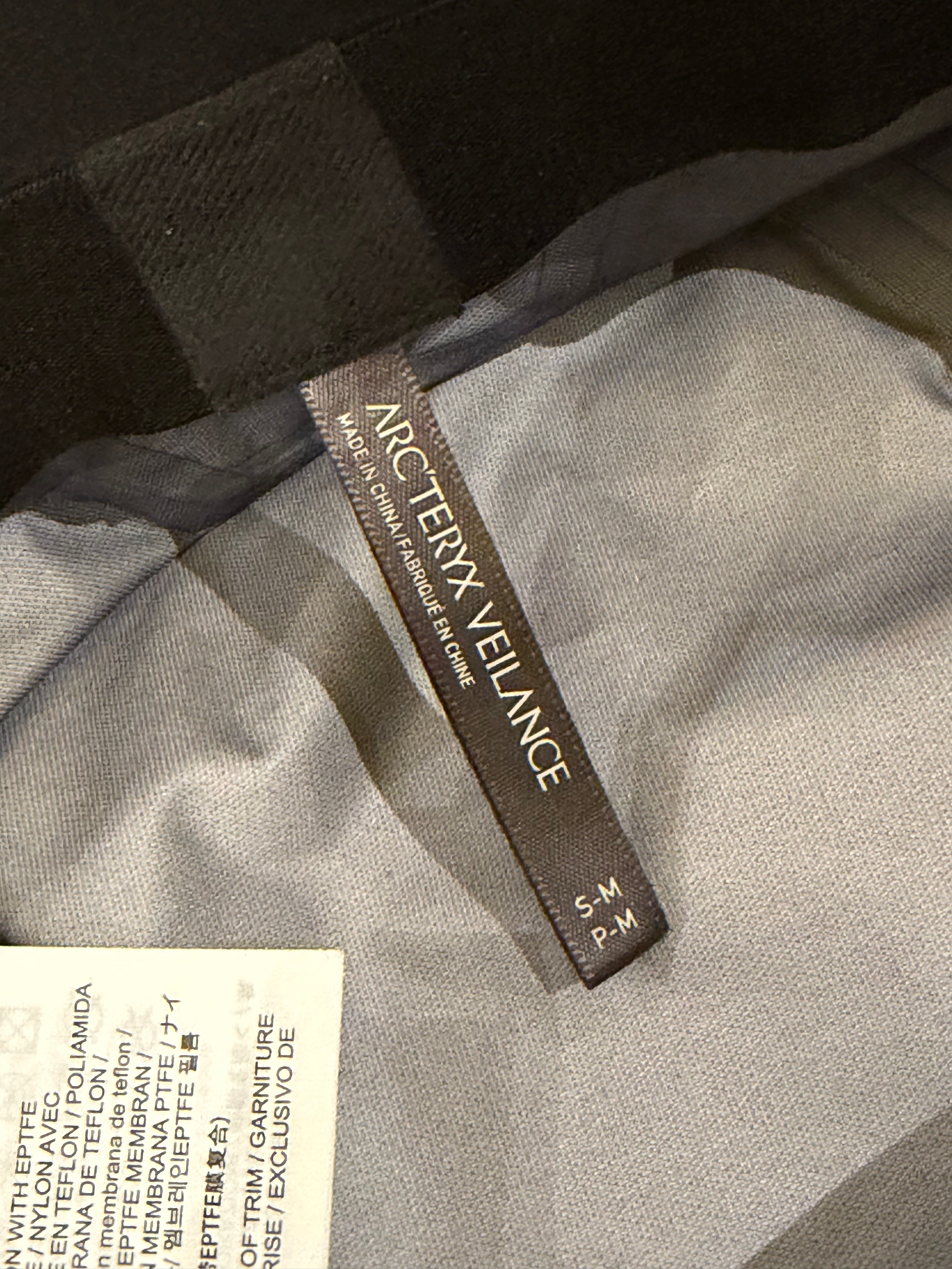 Arc’Teryx Veilance Gore-Tex Bucket Hat