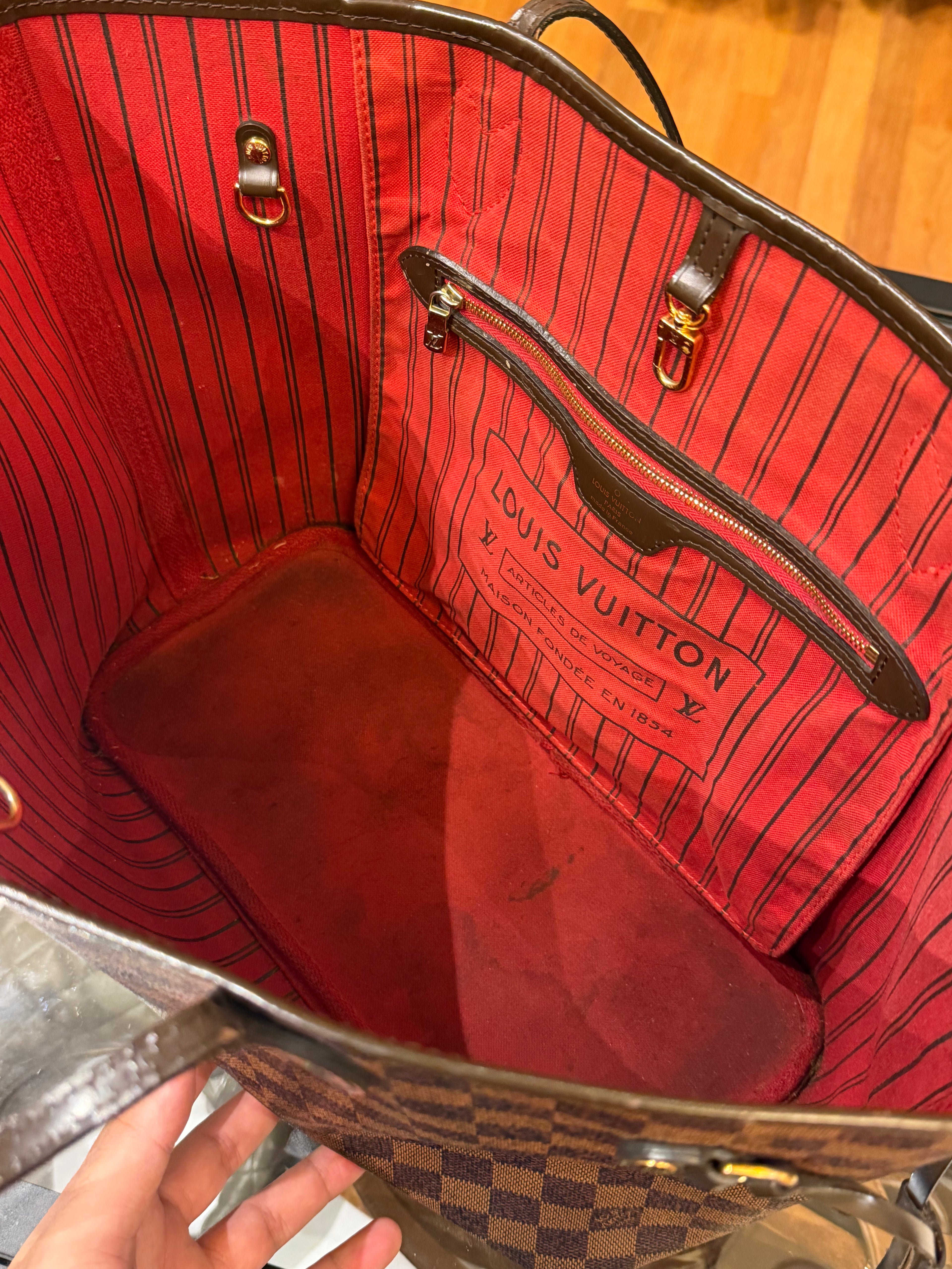Louis Vuitton Damier Neverfull Tote Bag