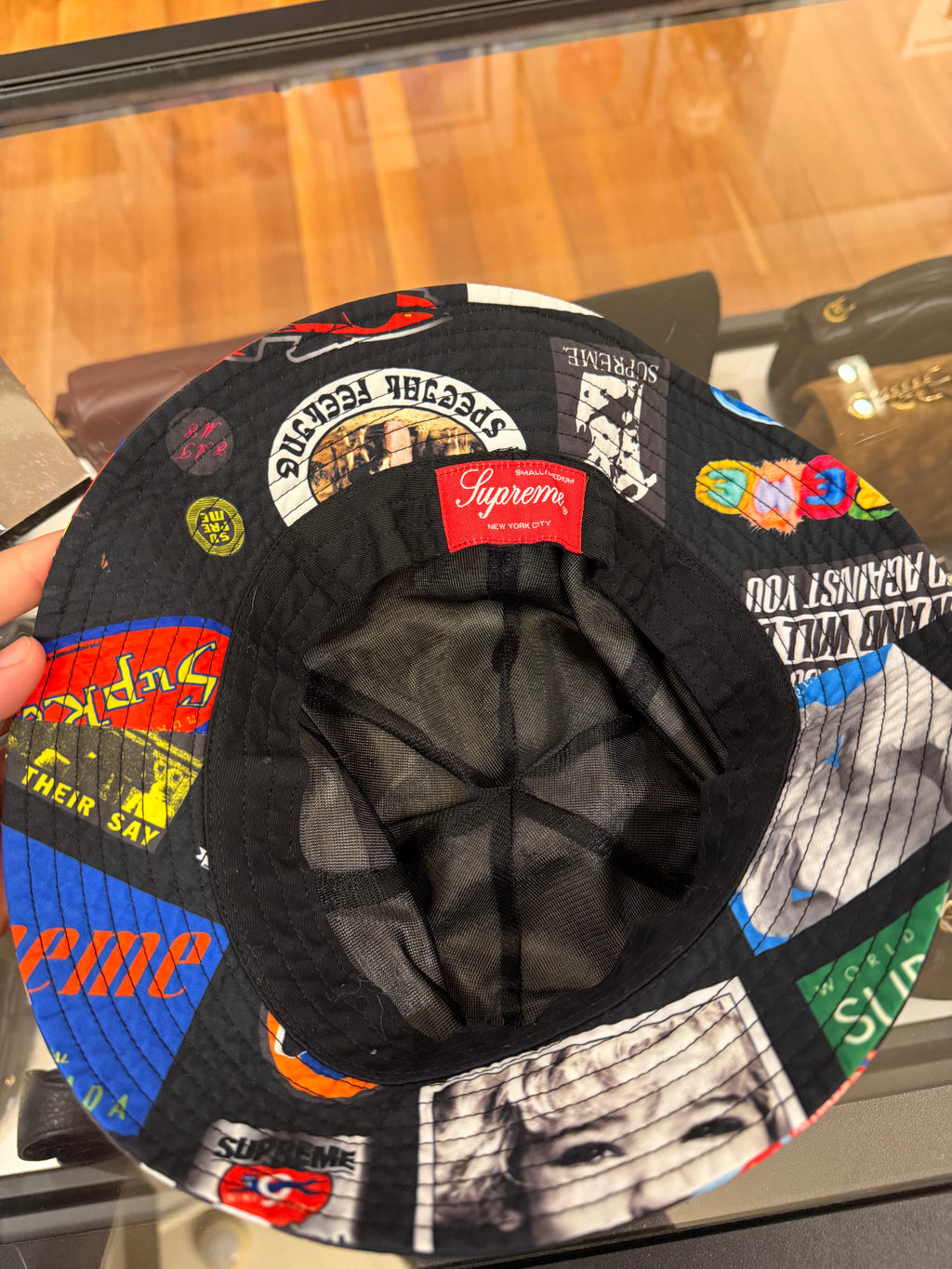 Supreme GORE-TEX Bell Hat - Black