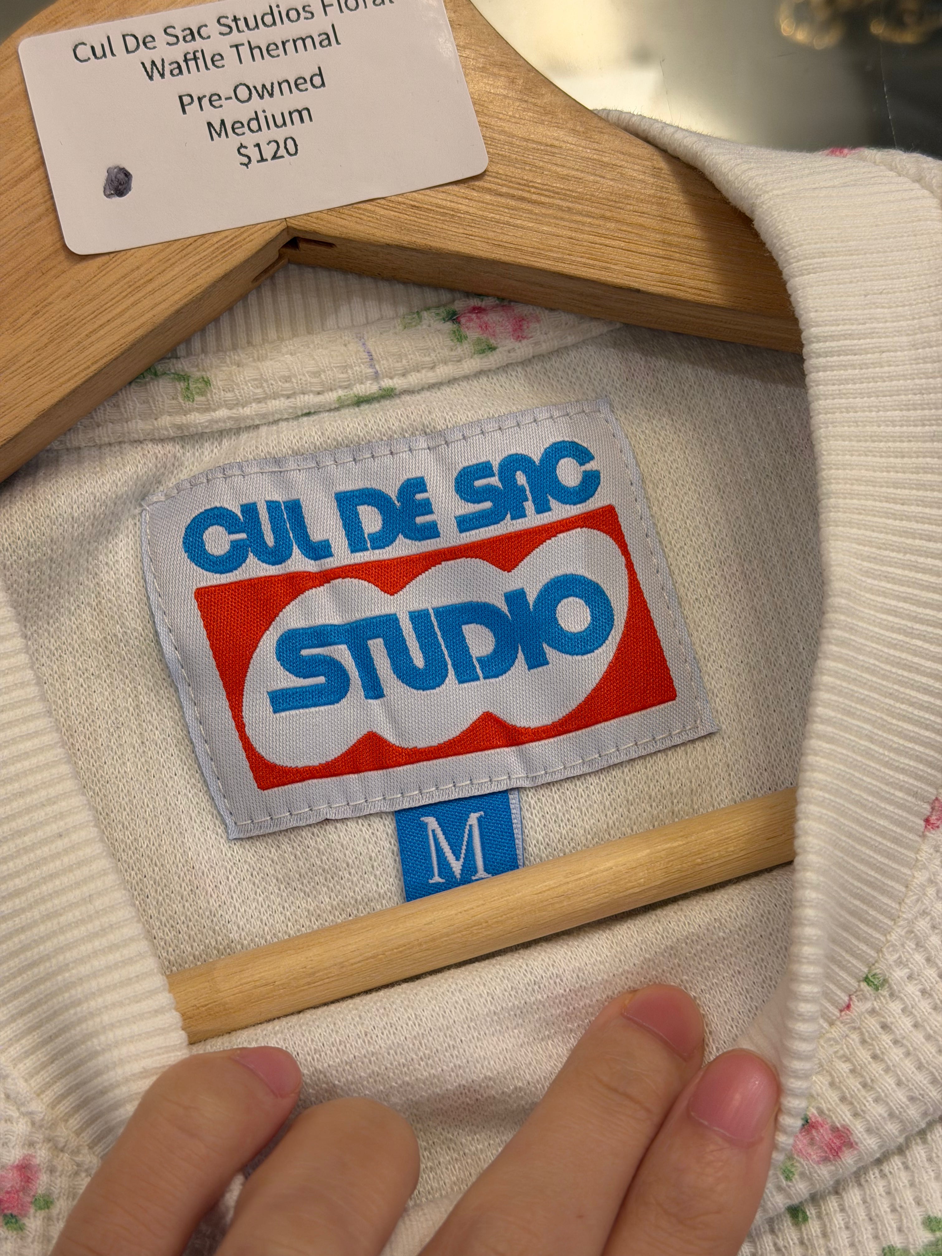 Cul De Sac Studios Floral
Waffle Thermal