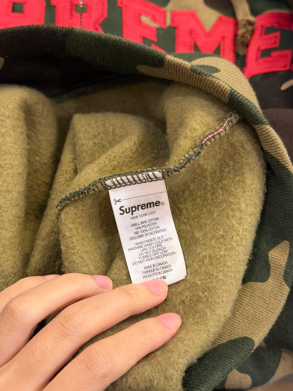 Supreme Collegiate Applique
Zip Up Hoodie - Camo