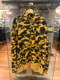 1ST CAMO PATCH PRINT SHARK
ZIP HOODIE