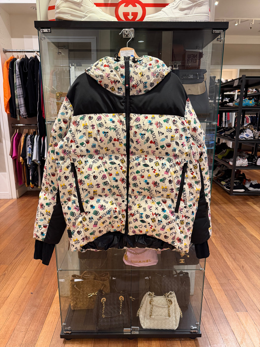 Moncler Genius 3 Grenoble
Mazod Graphic Down Puffer
Jacket