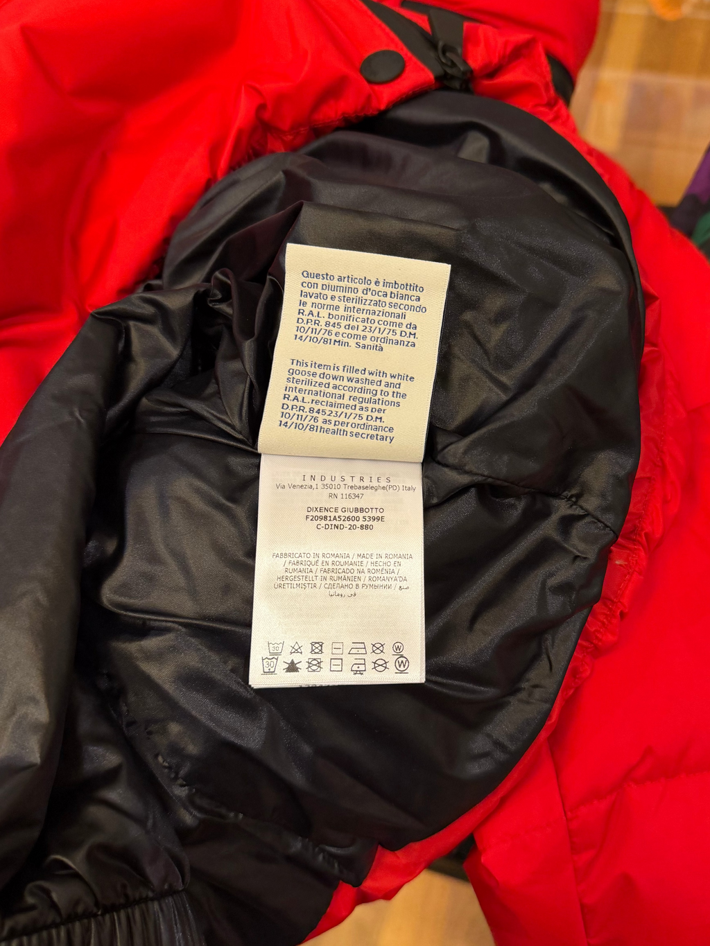 Moncler Dixence Giubboto
Jacket