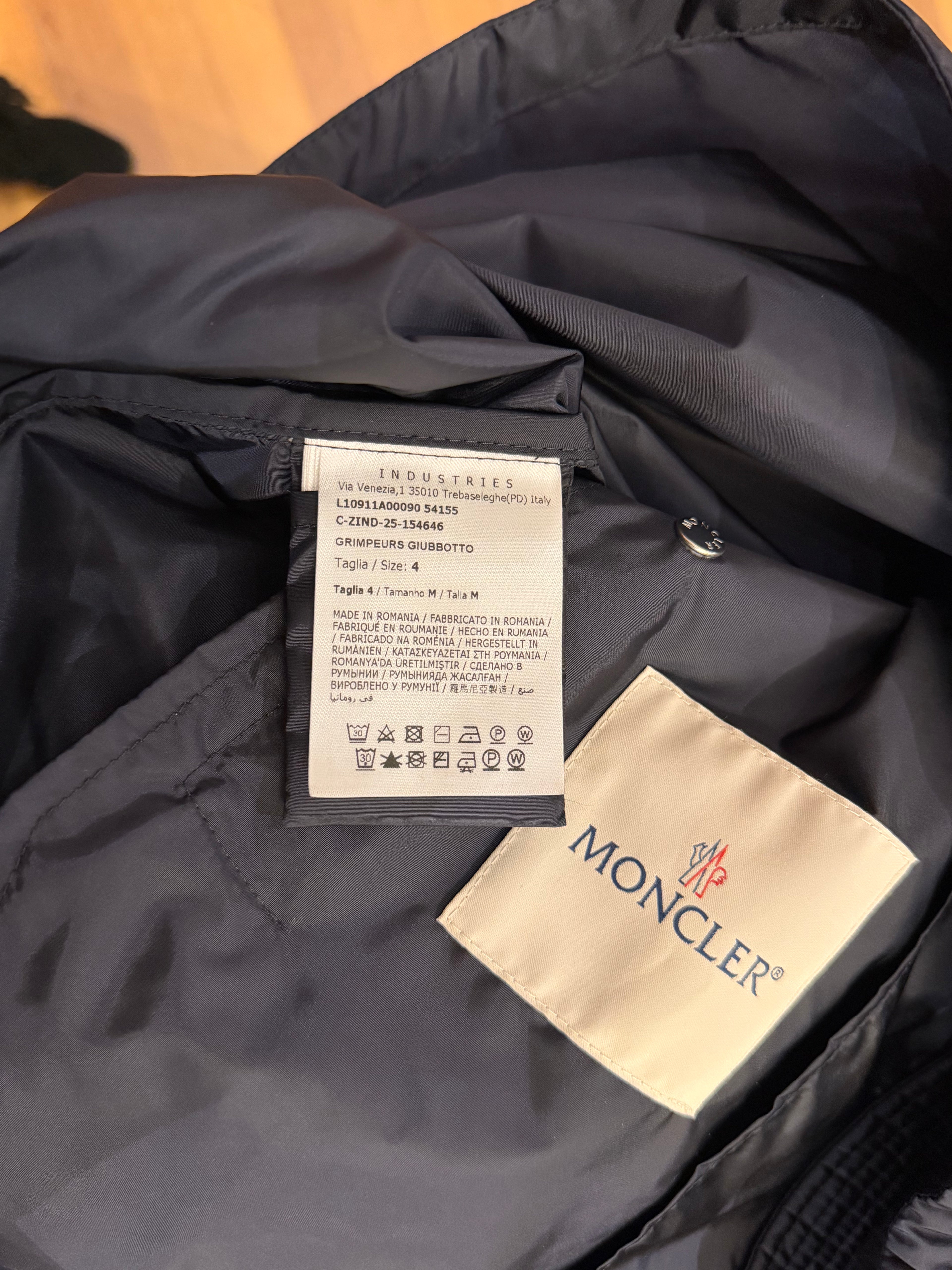 Moncler Grimpeurs Giubotto
Jacket