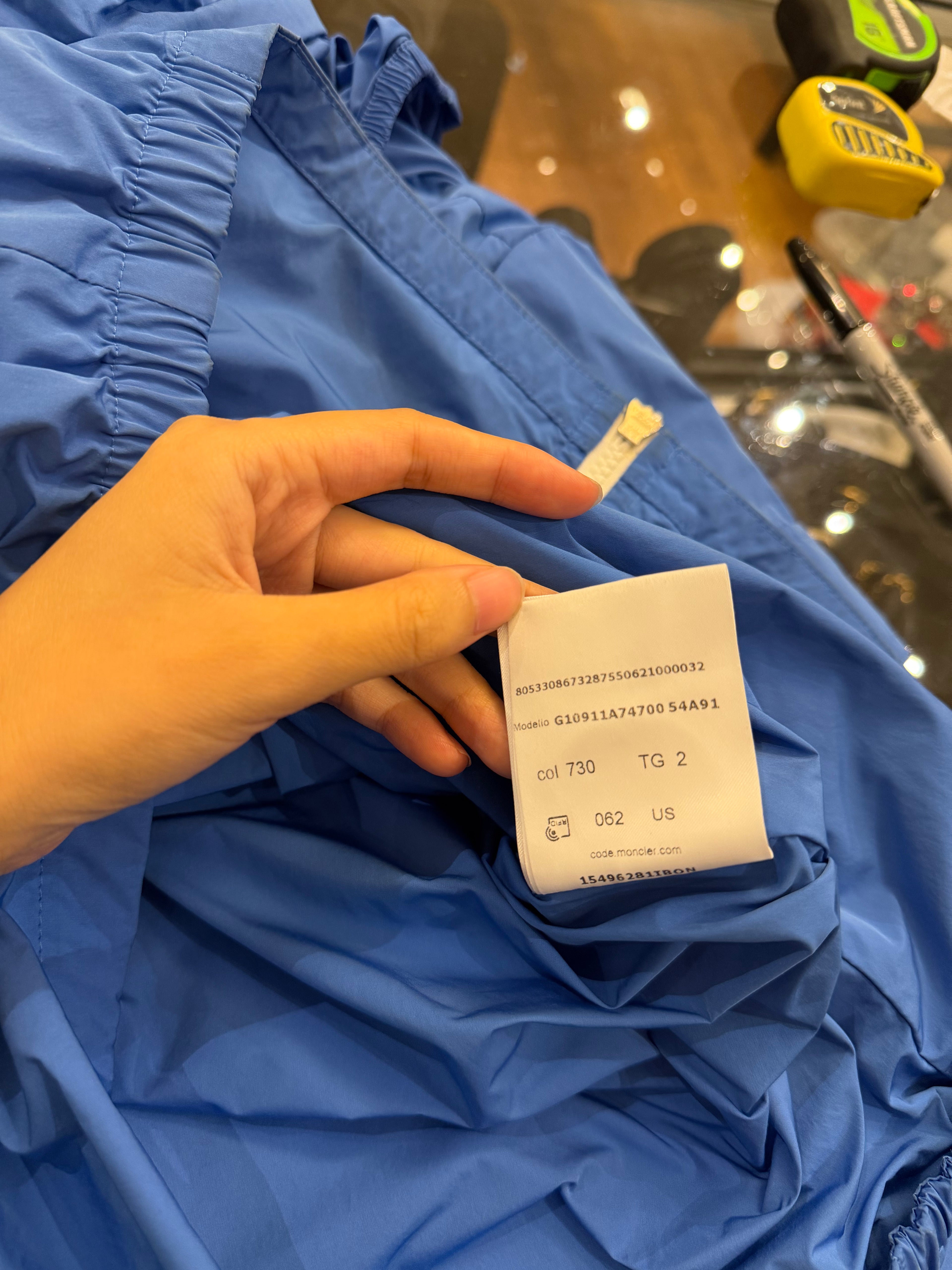 Moncler Brize Windbreaker
Jacket - Blue