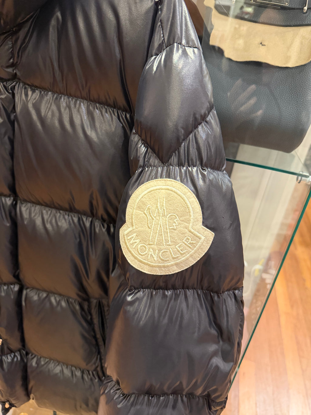 Moncler Dervaux Giubotto -
Black / Yellow