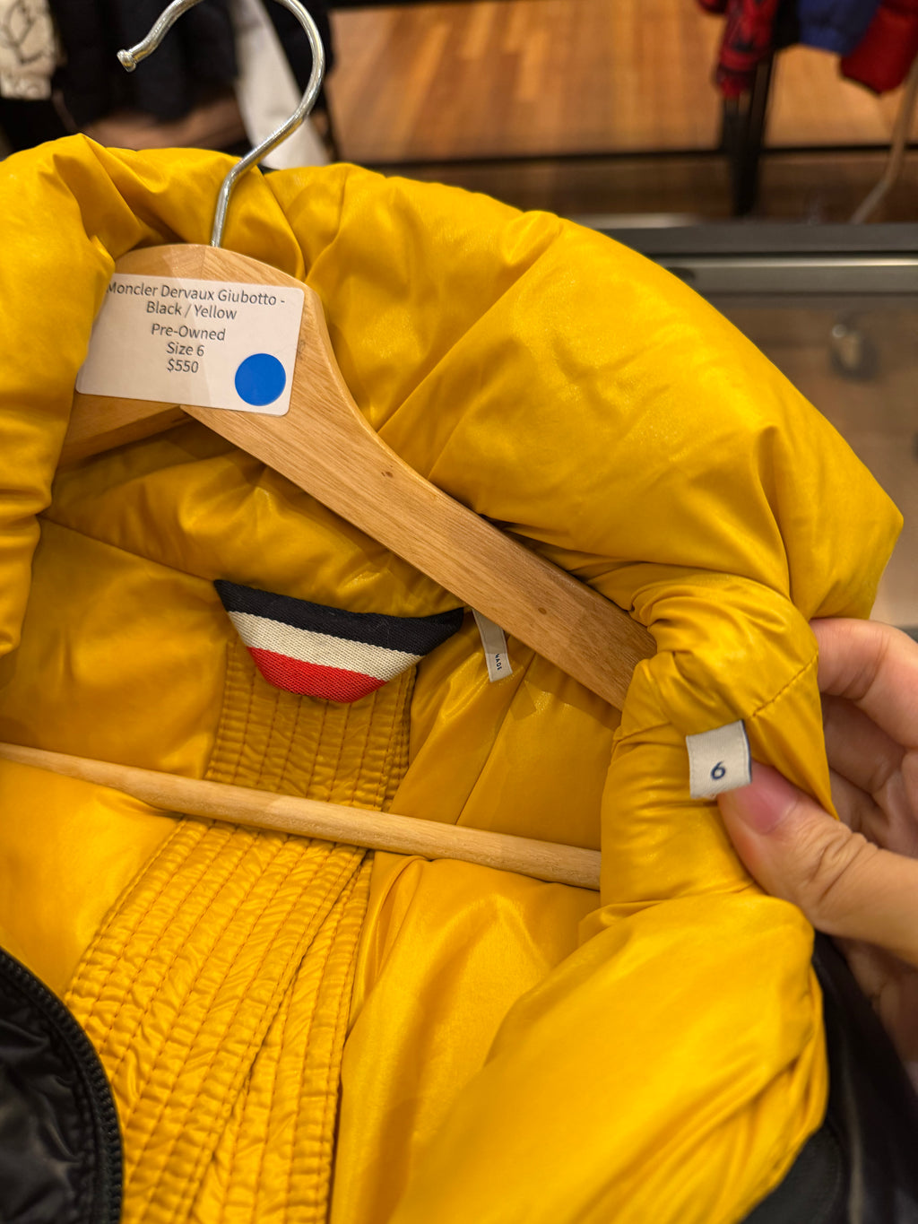 Moncler Dervaux Giubotto -
Black / Yellow