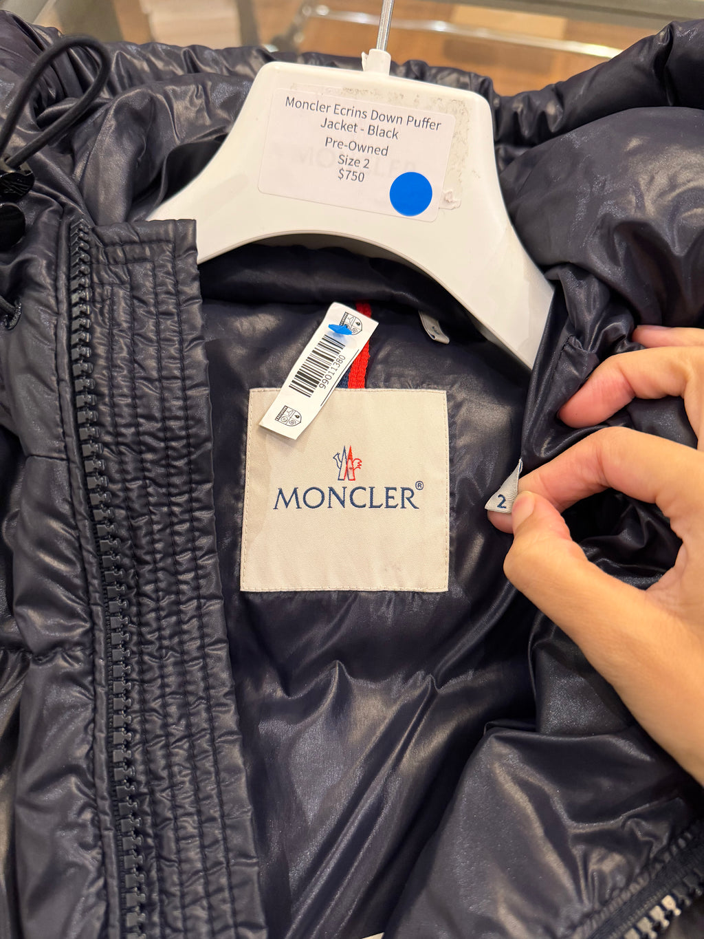 Moncler Ecrins Down Puffer
Jacket - Black