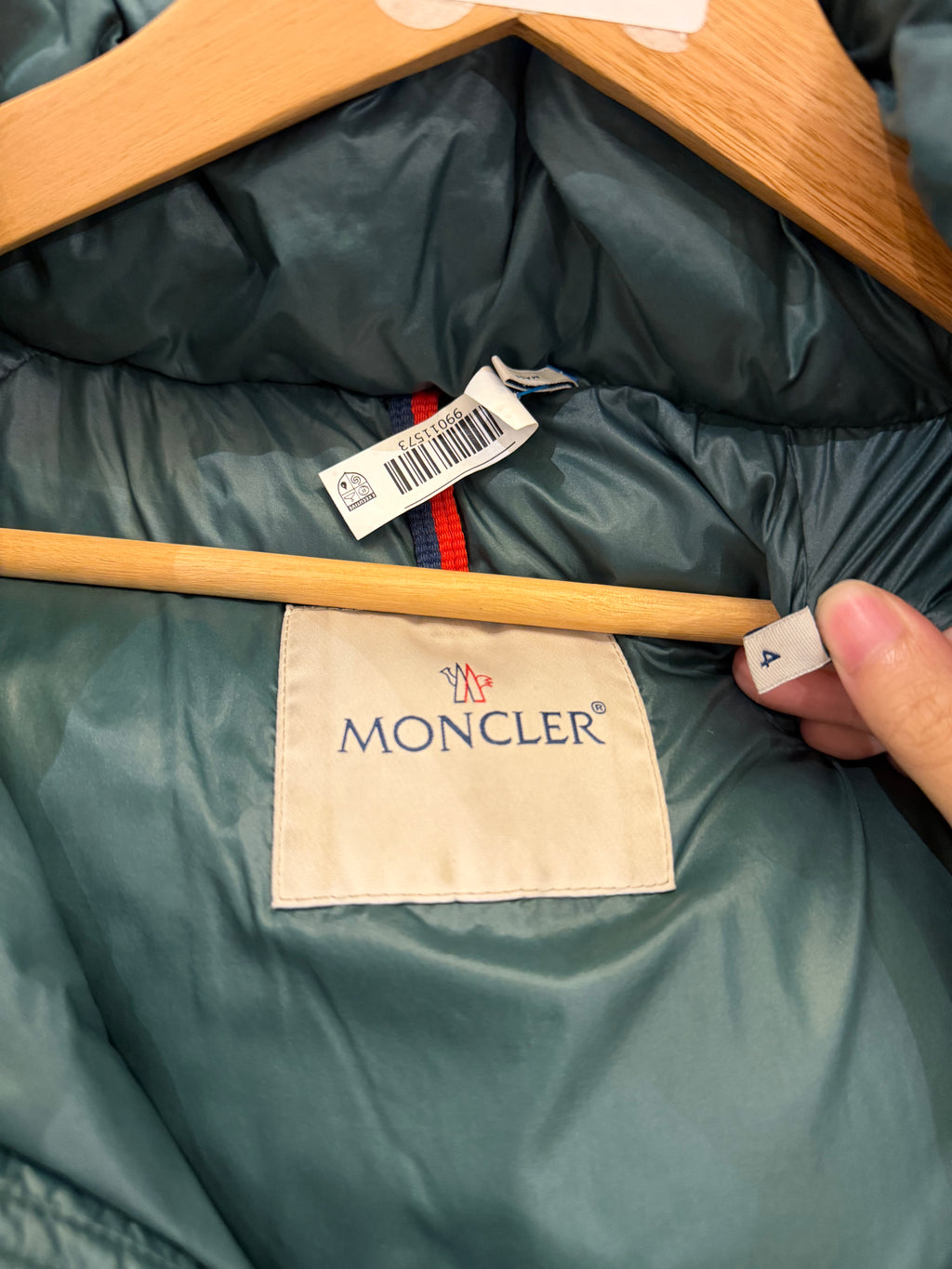 Moncler Wollaston Down
Puffer Jacket - Teal