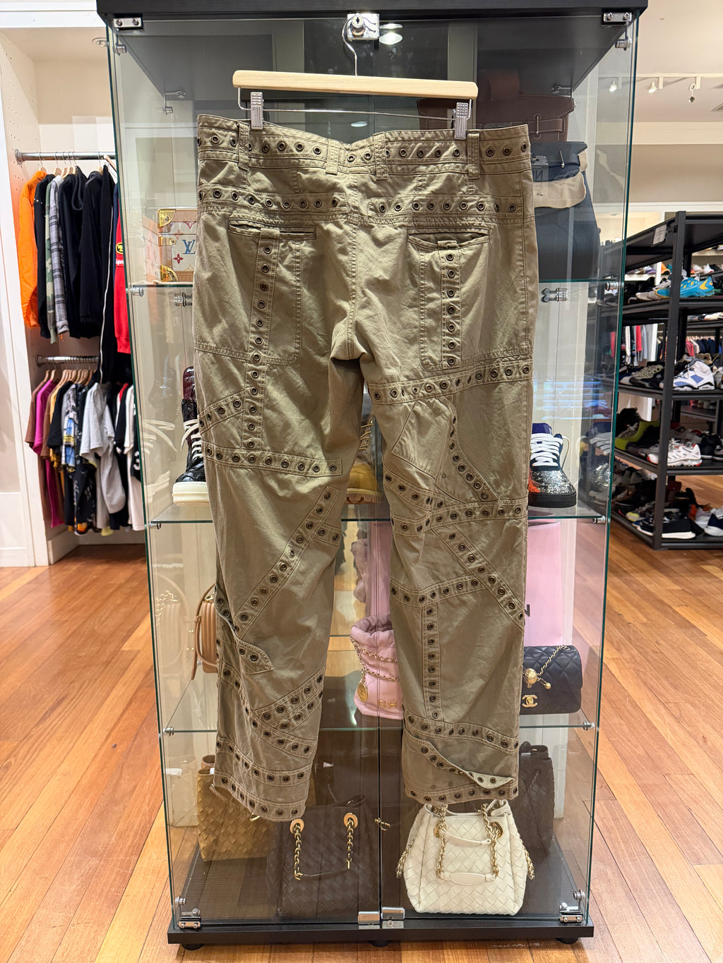 Doice & Gabbana Grommet
Eyelet Cargo Pants - Olive