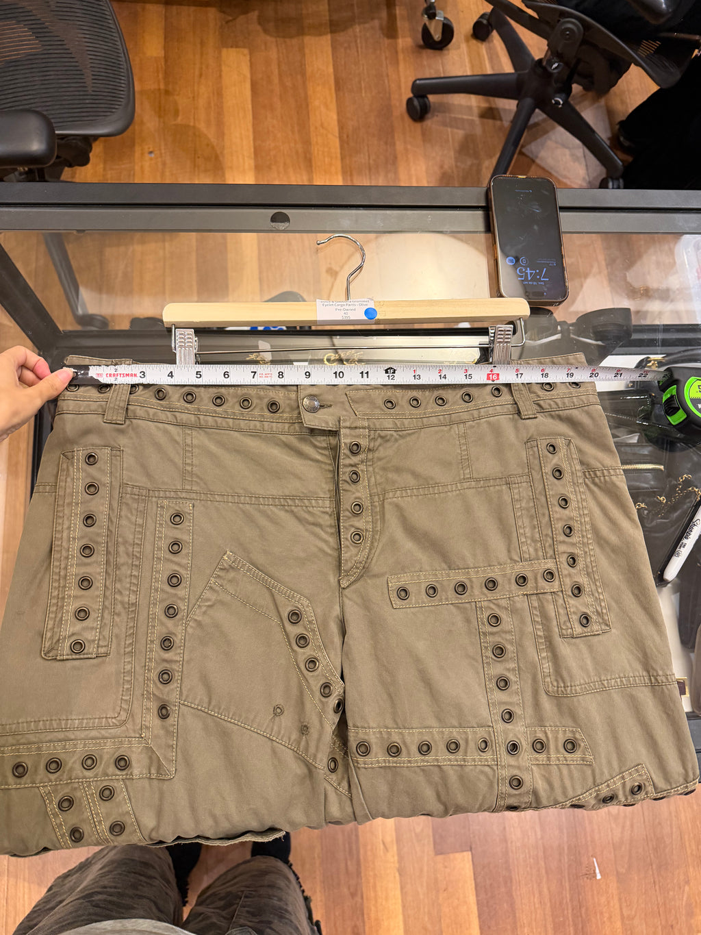 Doice & Gabbana Grommet
Eyelet Cargo Pants - Olive