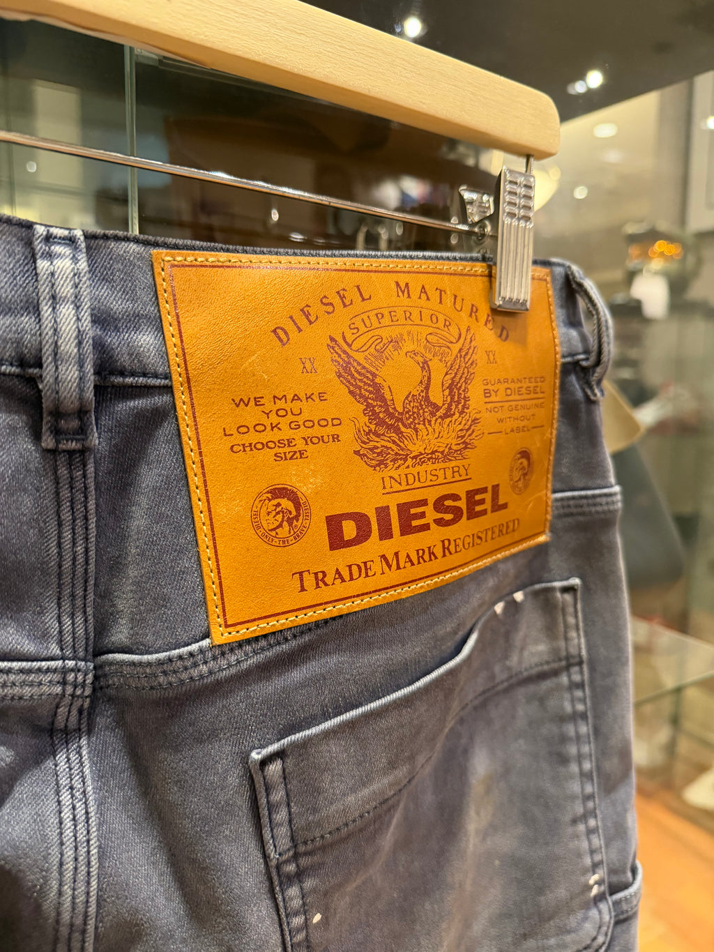 Diesel D-Franky Wide Leg
Paint Splatter Grey