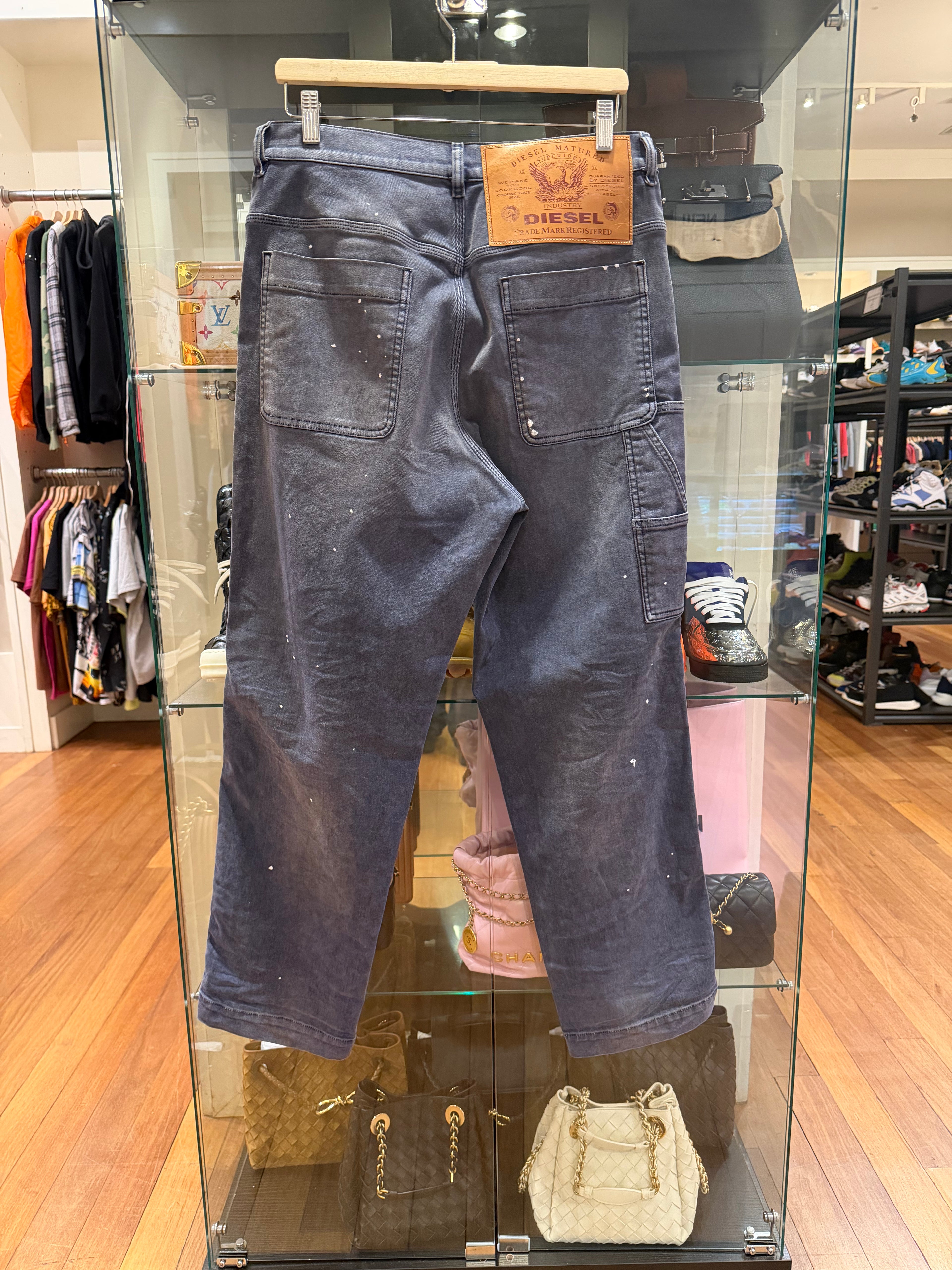 Diesel D-Franky Wide Leg
Paint Splatter Grey