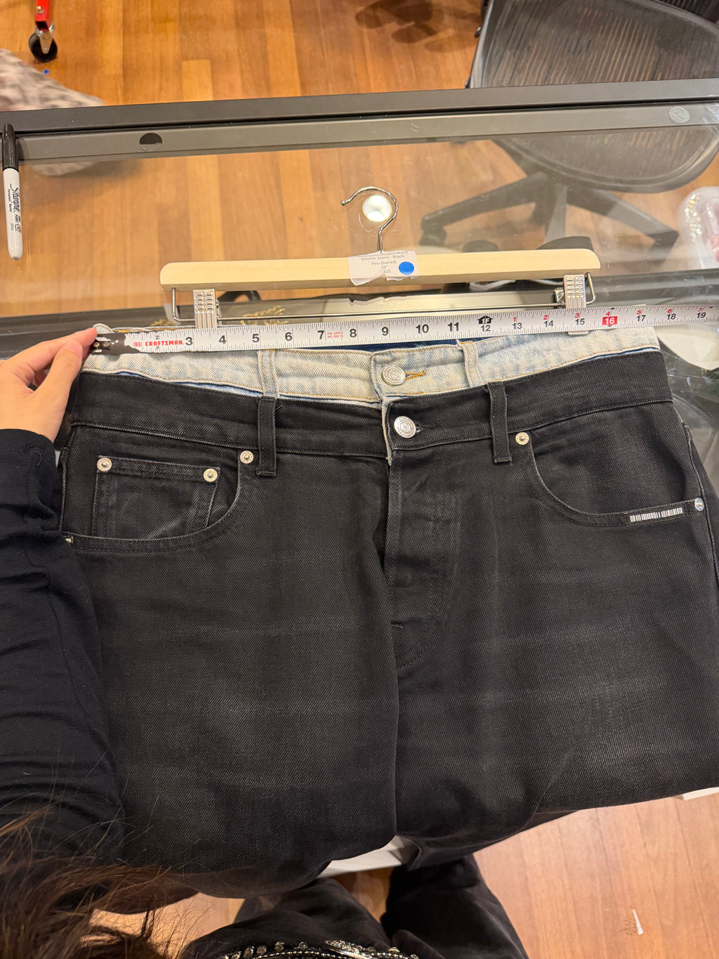 Vetements Double Waist
Denim Jeans - Black