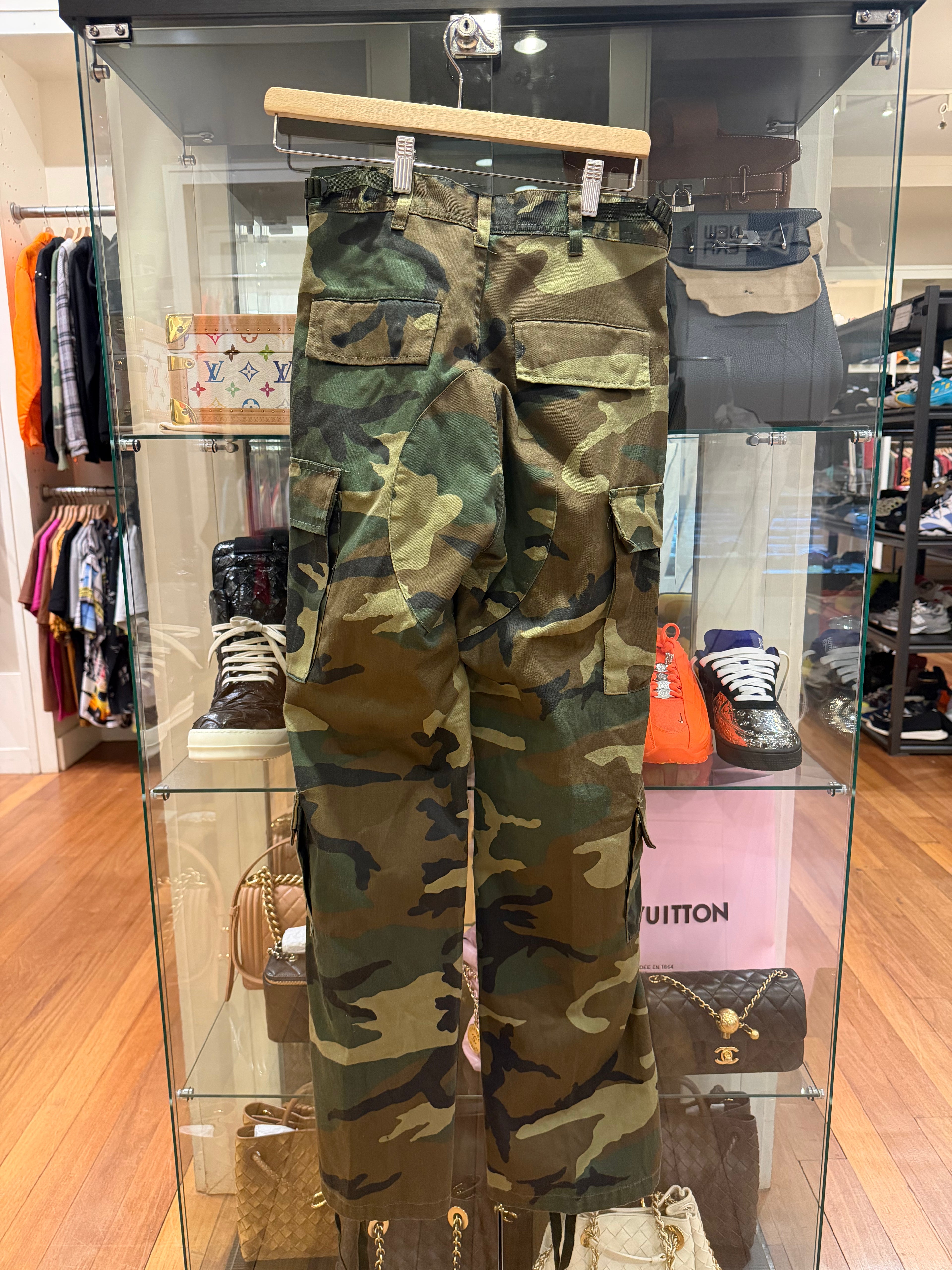 Raspberry Hills Camo Cargo
Pants