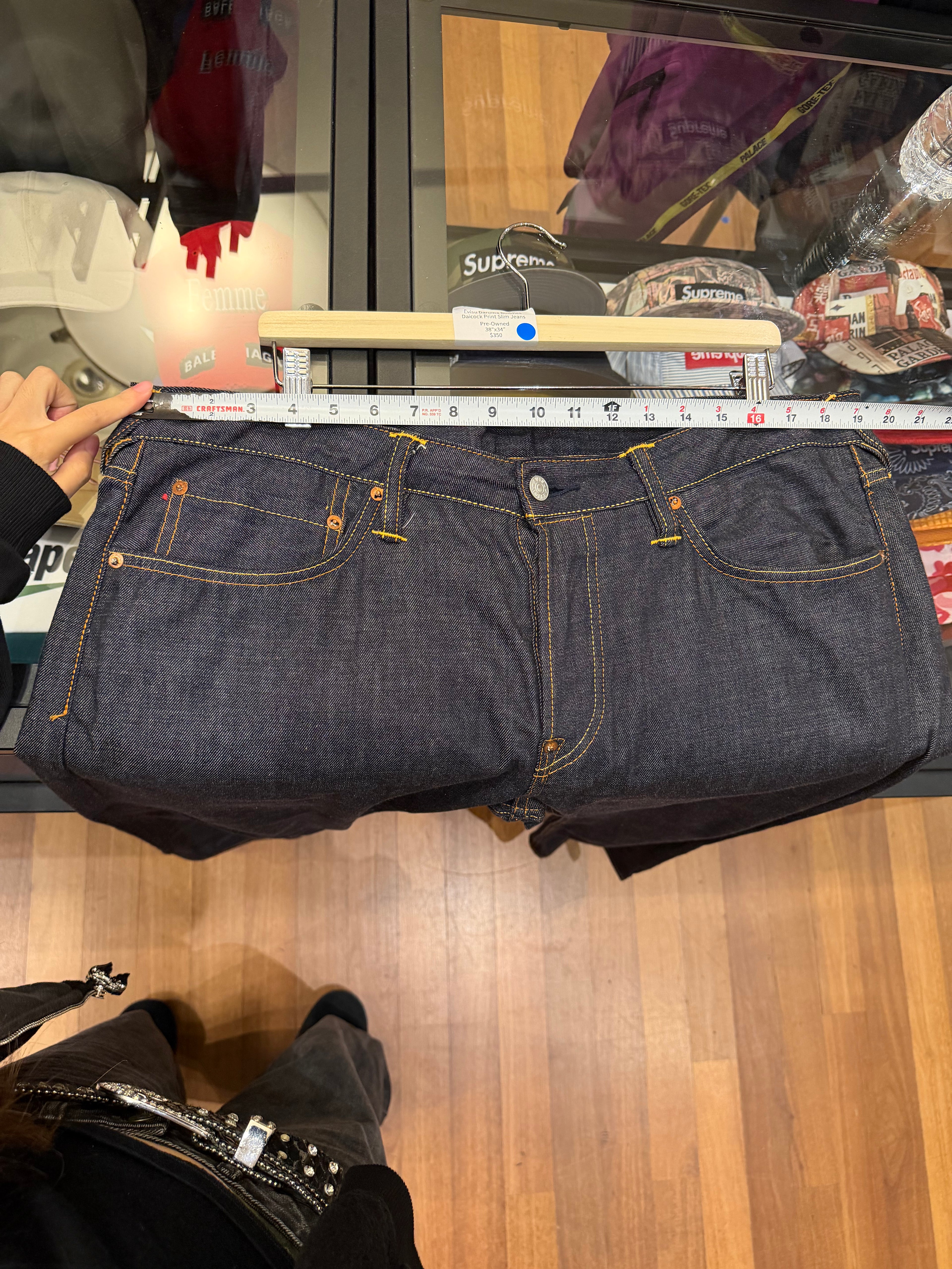 Evisu Daruma Buddies
Daicock Print Slim Jeans