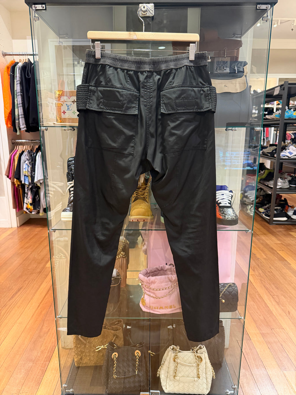 Rick Owens Nylon Creatch
Cargo Drawstring Cargo Pants
- Black