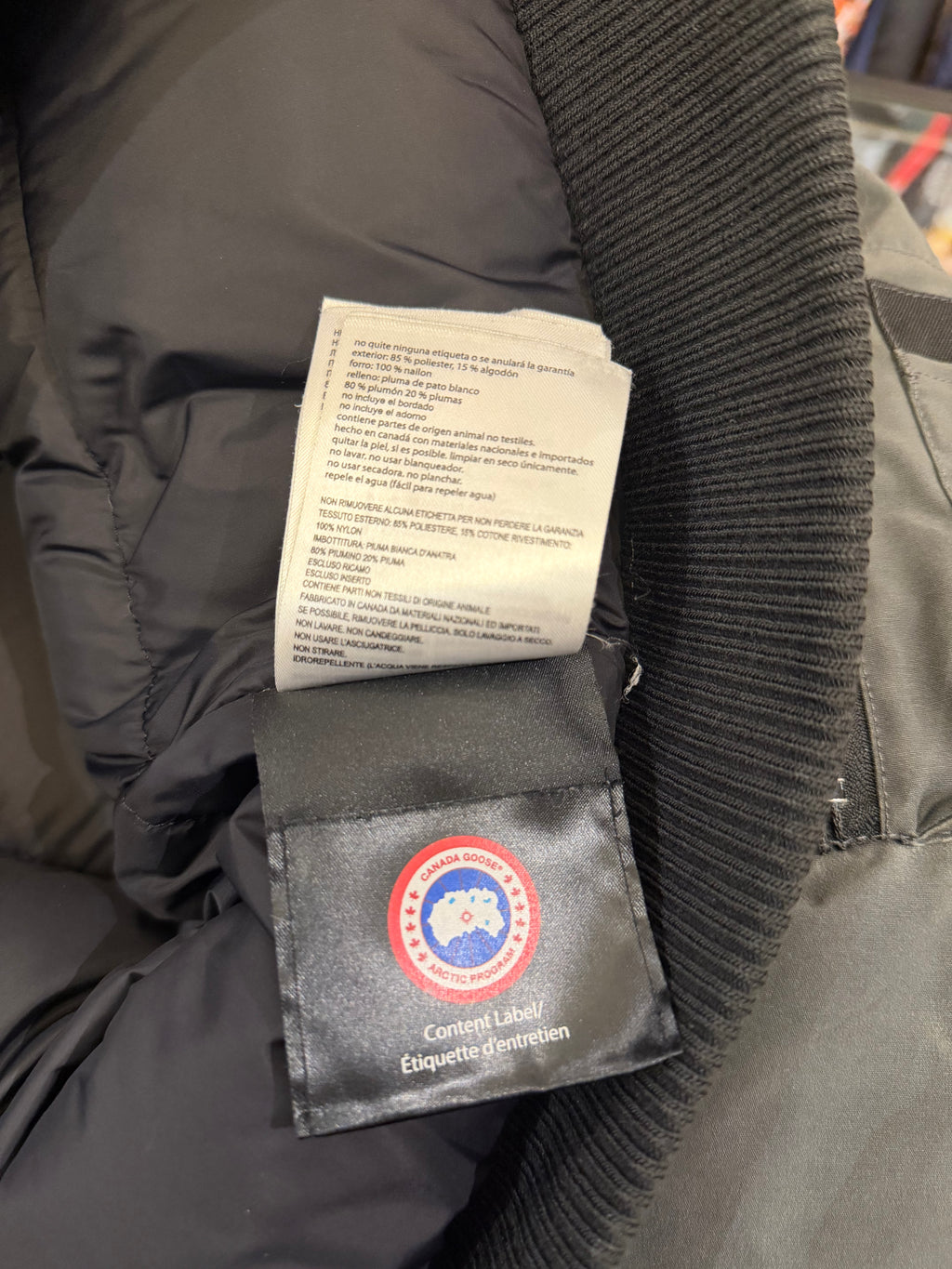Canada Goose Chiliwack
Bomber Jacket- Grey
