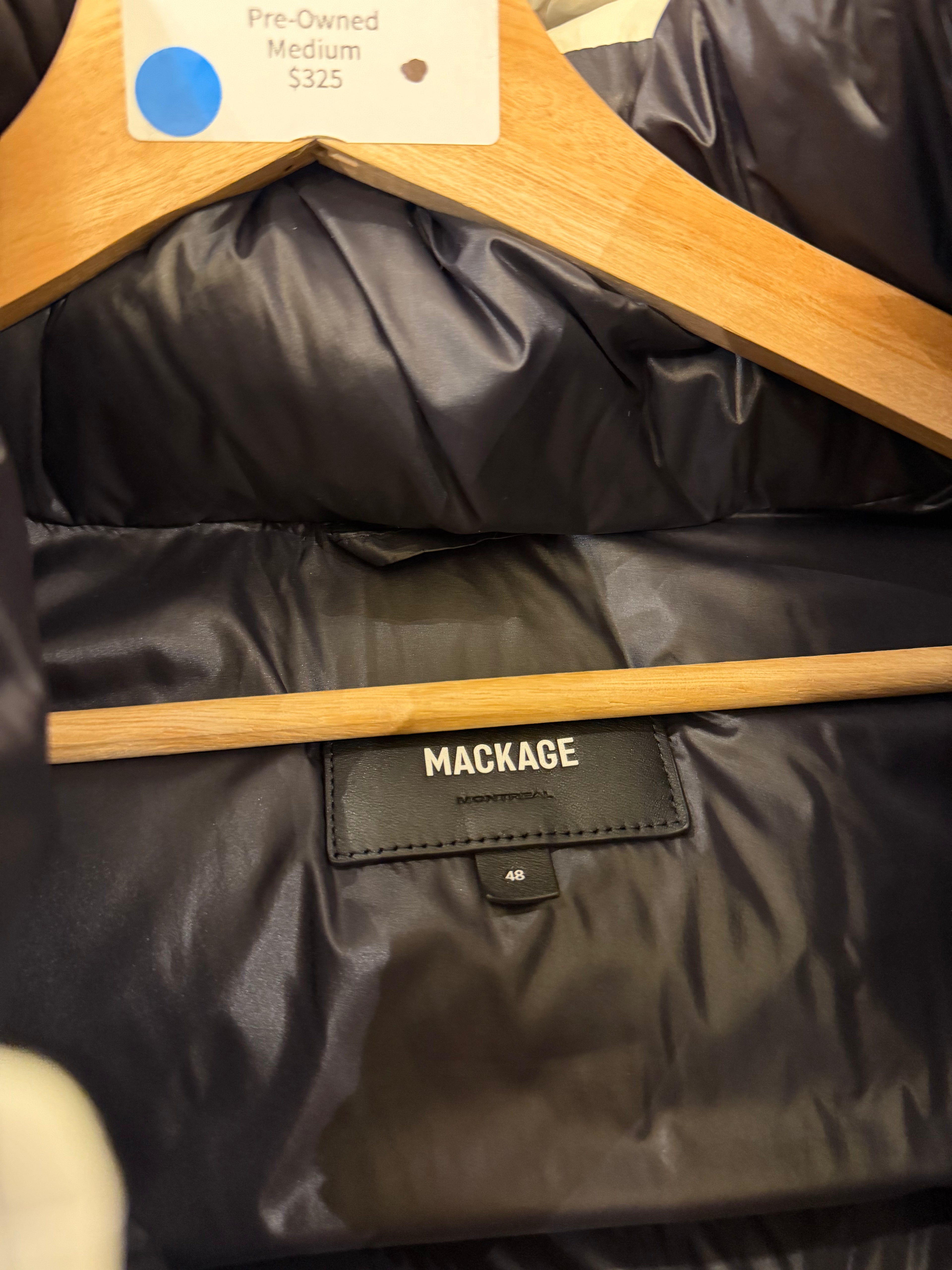 Mackage Kent-Z Shiny Down
Puffer Jacket - White
