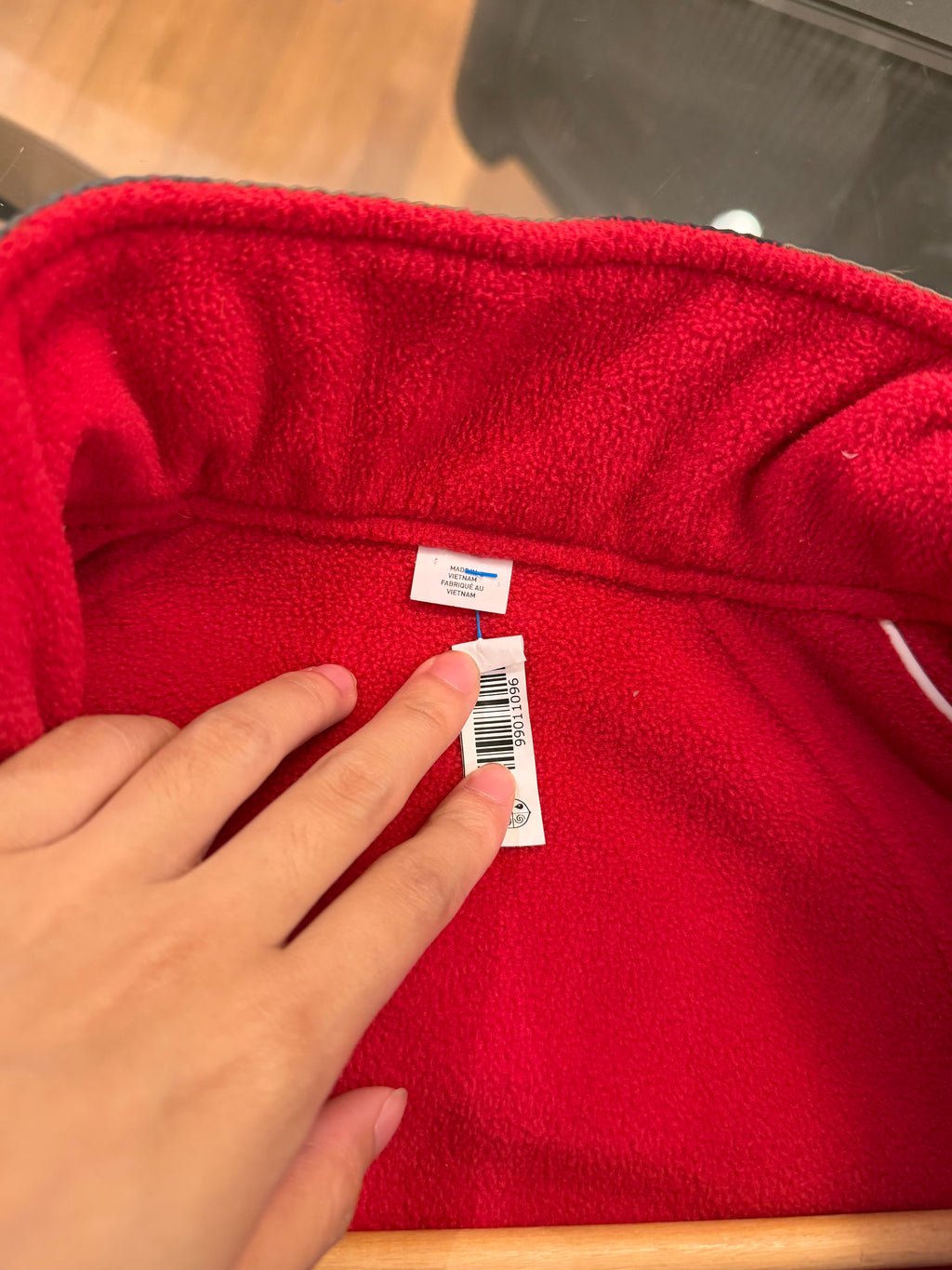Supreme Polartec Reversible
Jacket - Camo / Red Fleece