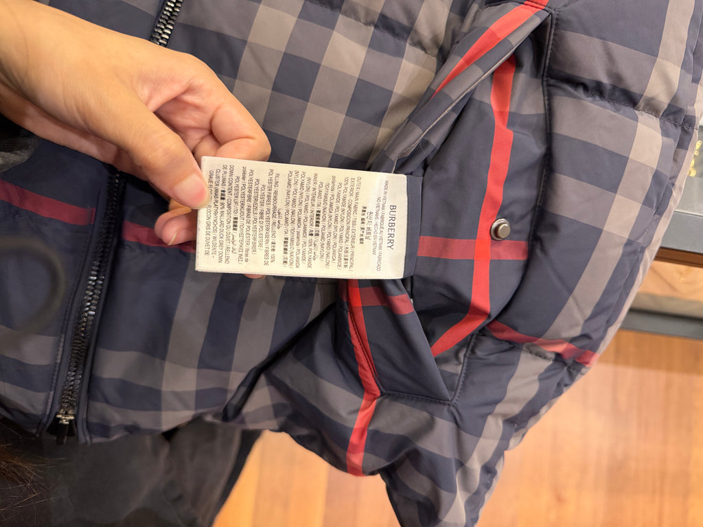 Burberry Reversible Puffer
Vest - Navy