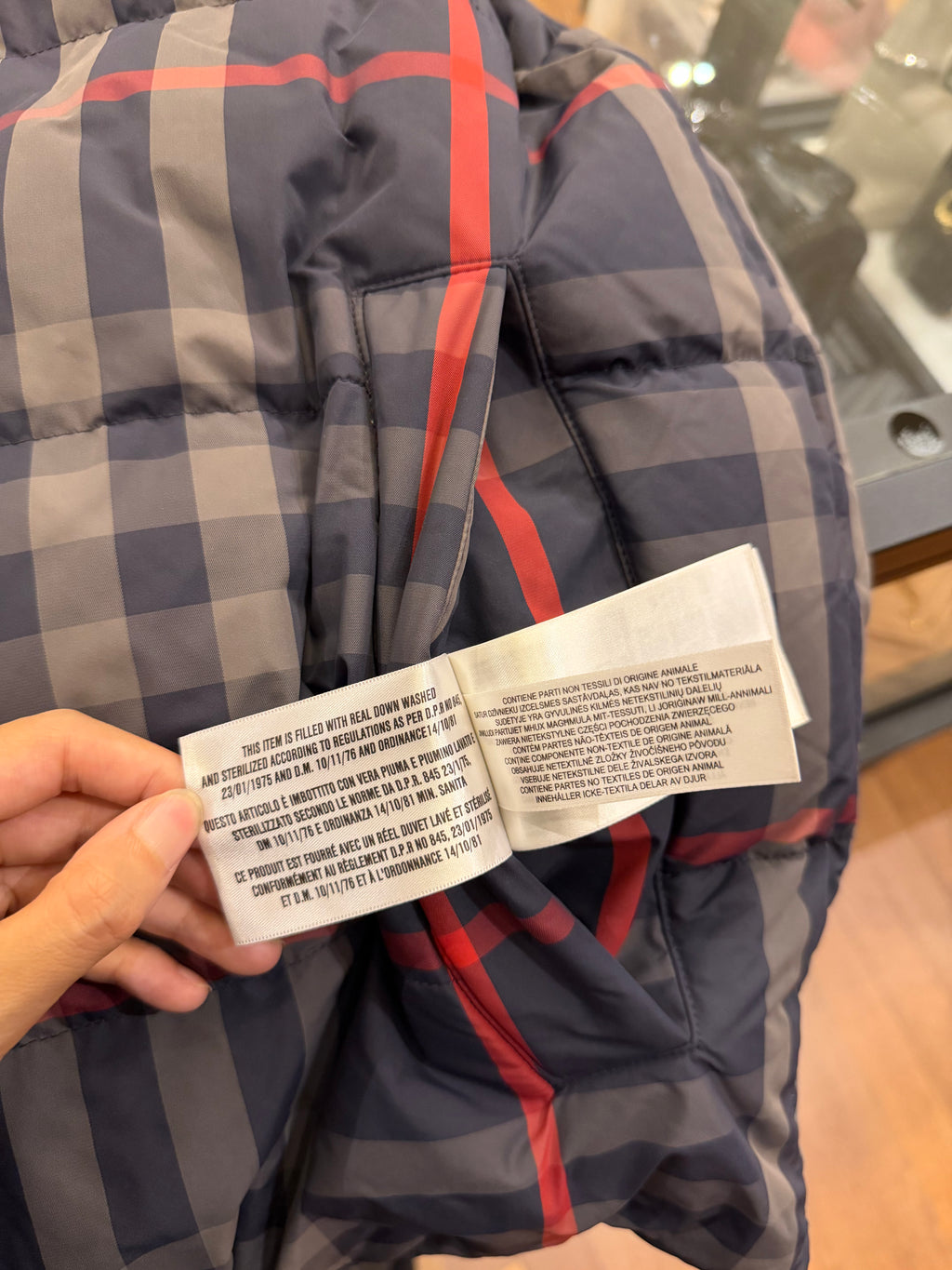 Burberry Reversible Puffer
Vest - Navy