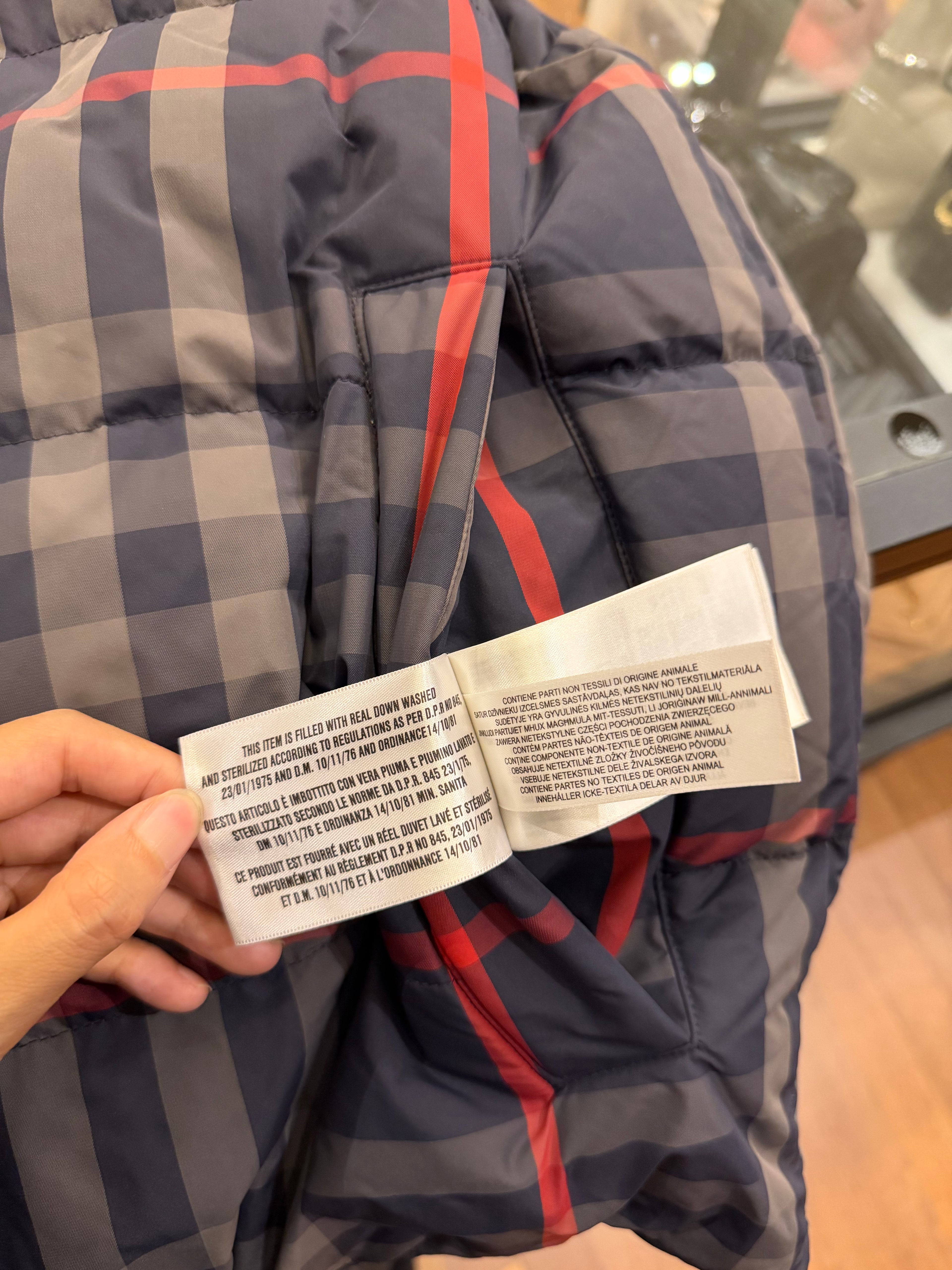 Burberry Reversible Puffer
Vest - Navy