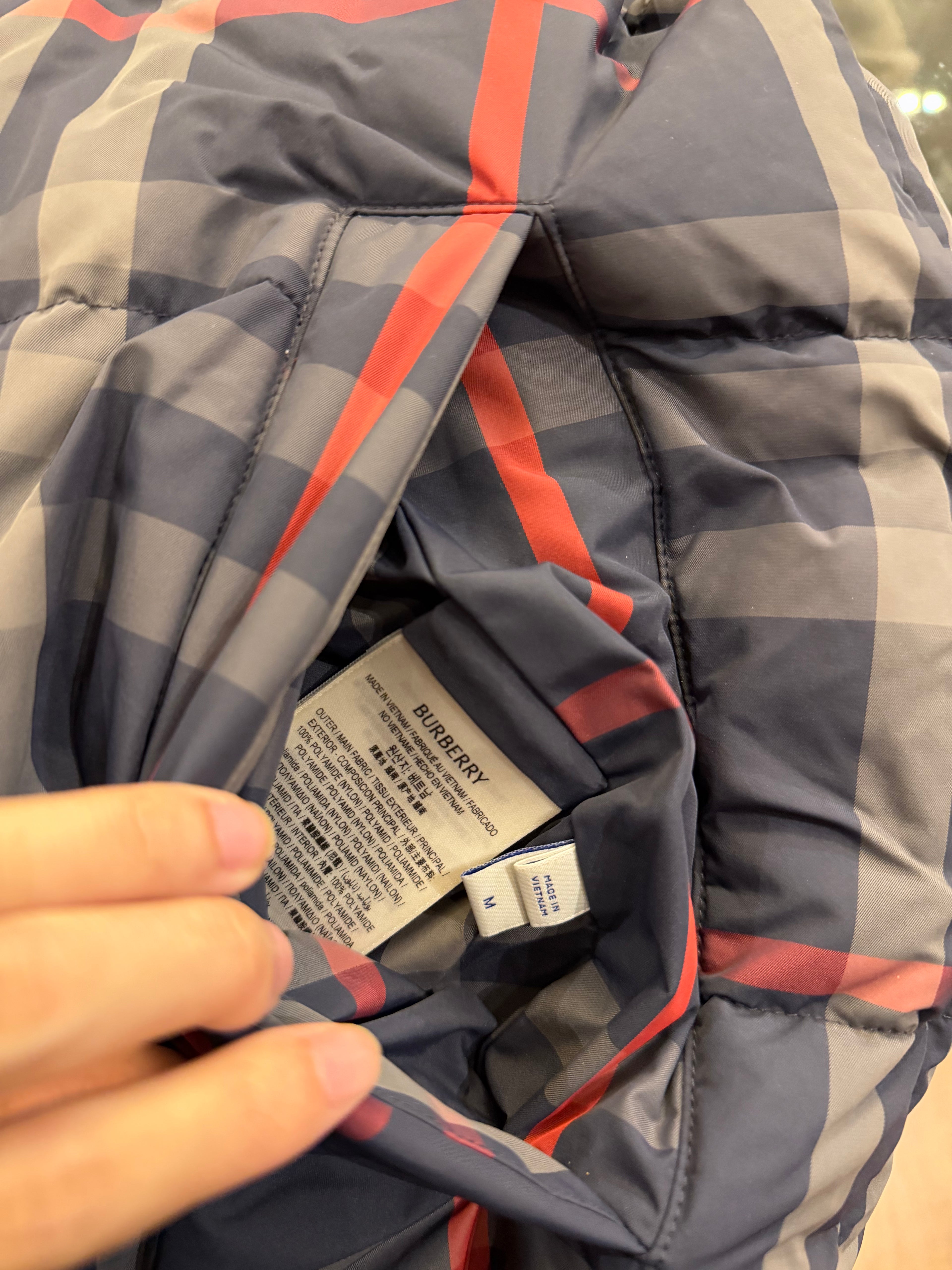 Burberry Reversible Puffer
Vest - Navy