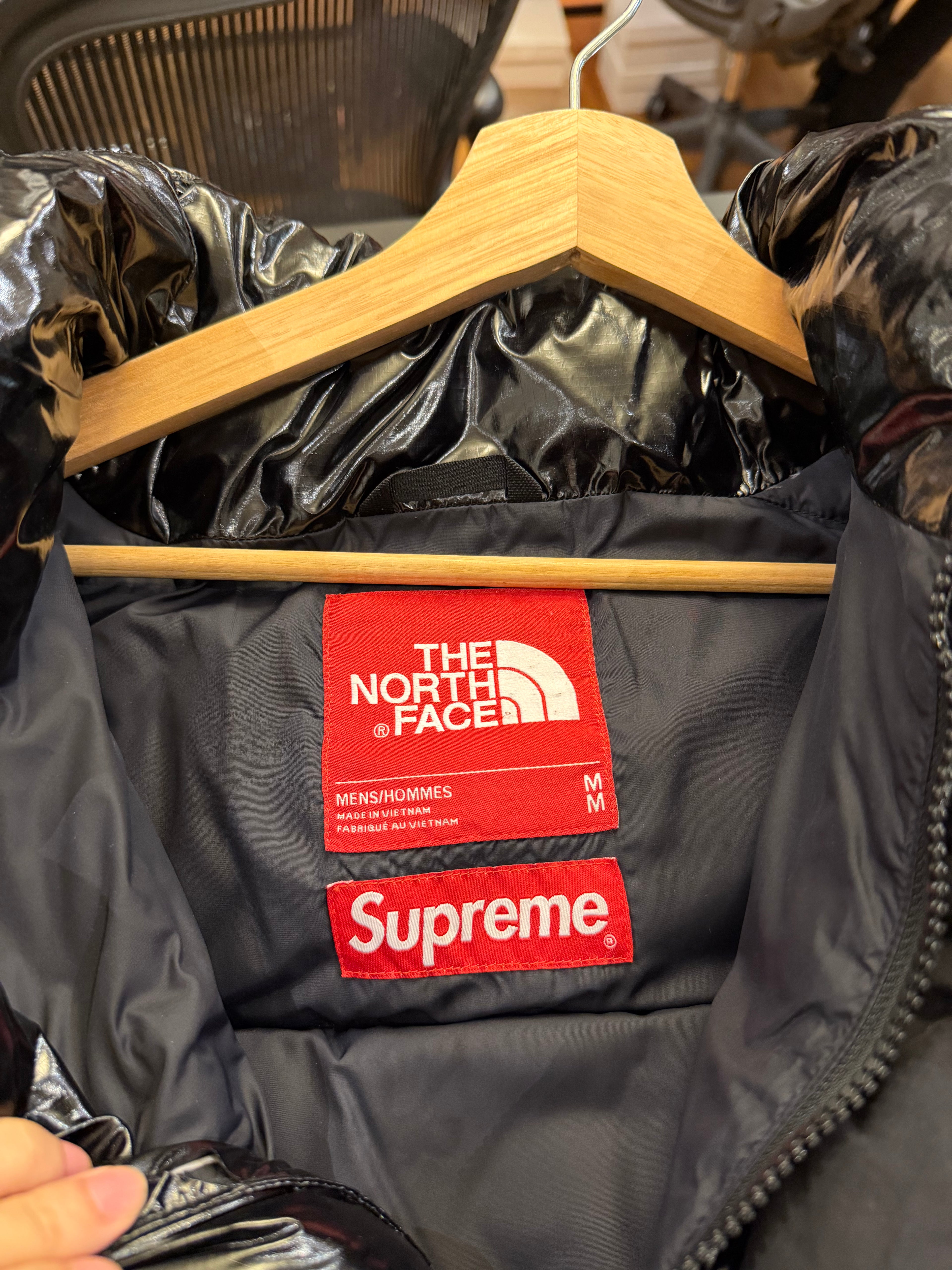 The NorthFace x Supreme
Puffer Jacket