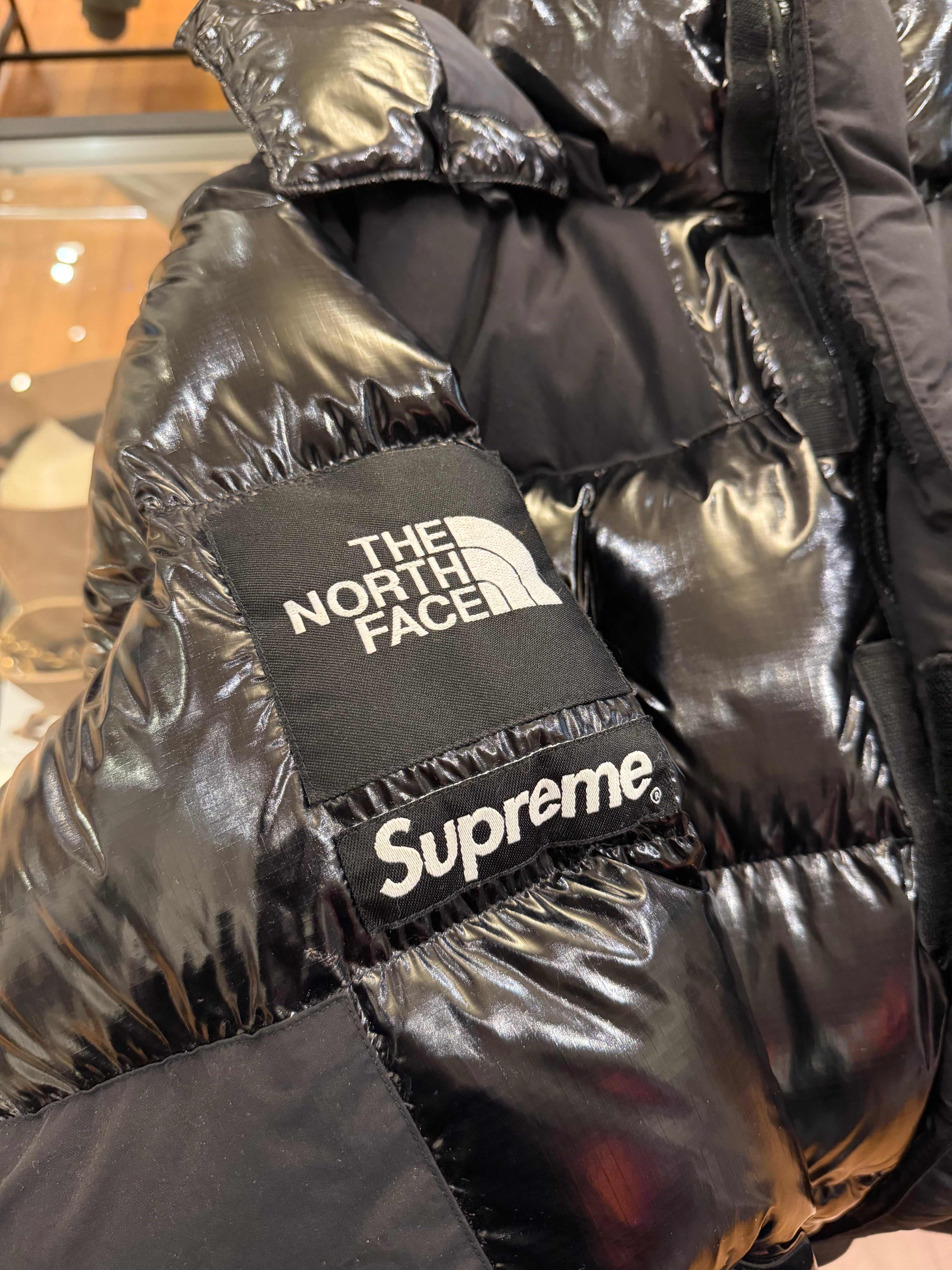 The NorthFace x Supreme
Puffer Jacket