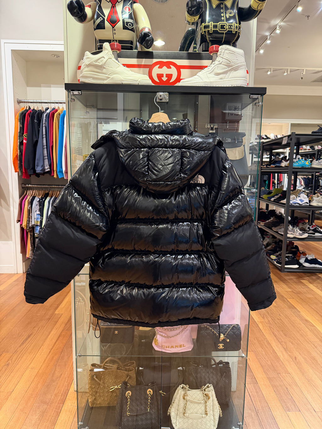 The NorthFace x Supreme
Puffer Jacket