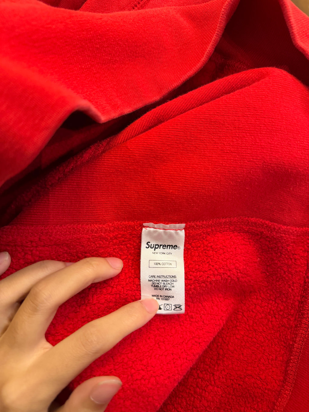 Supreme S Logo Hoodie - Red