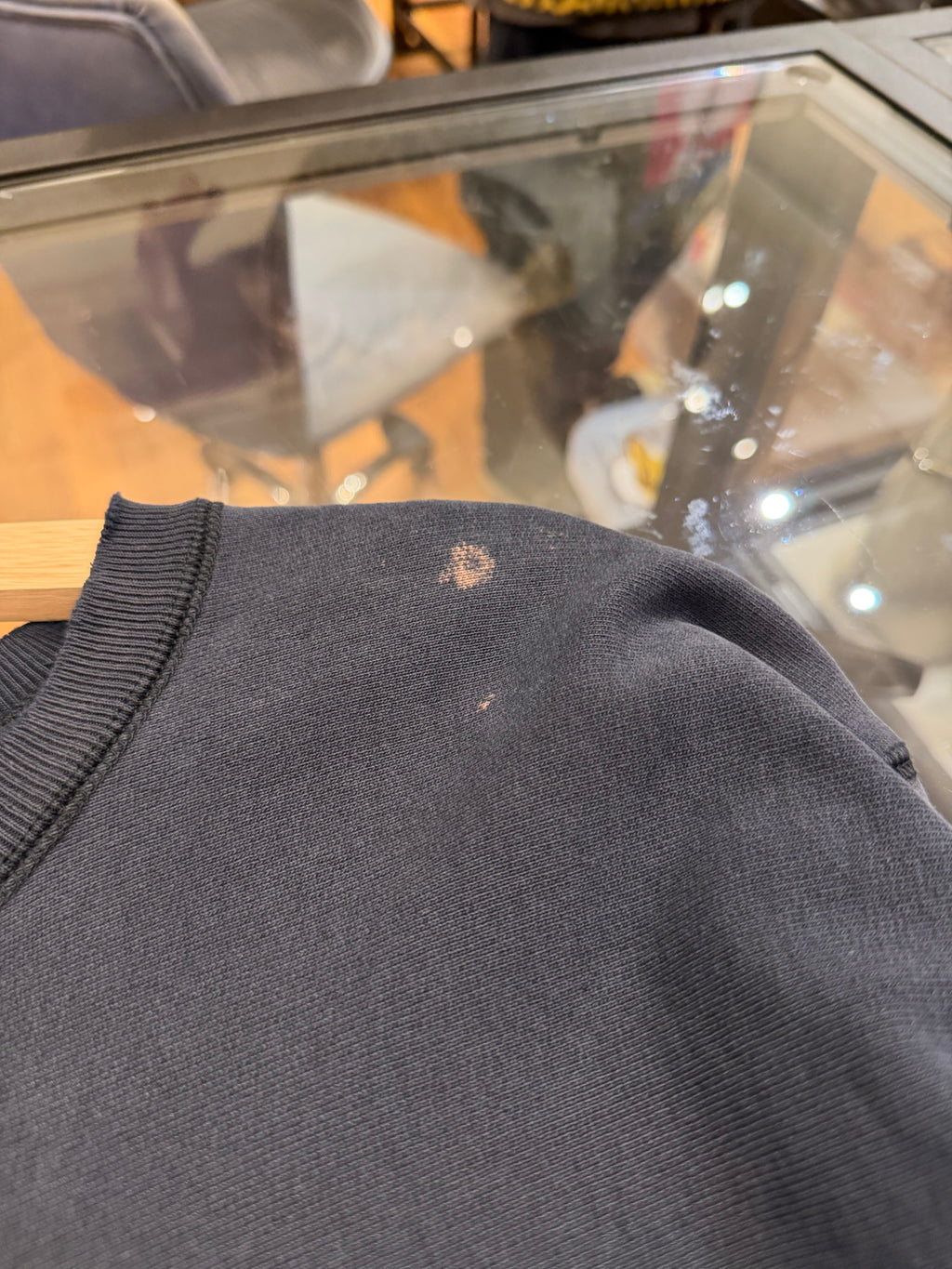 Supreme 2000s Bogo
Crewneck - Black