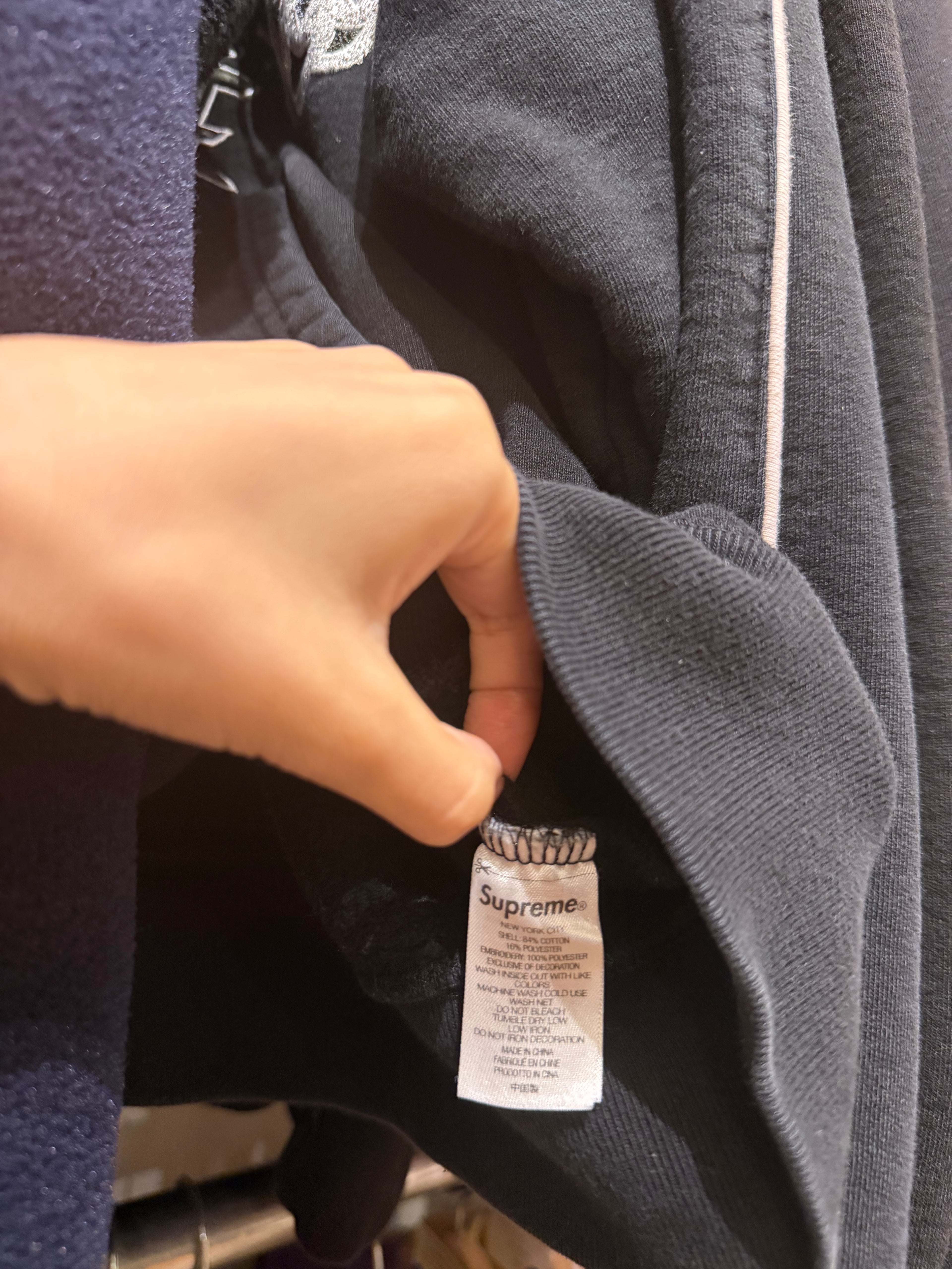Supreme Falcon Raglan Zip
Up Hoodie
