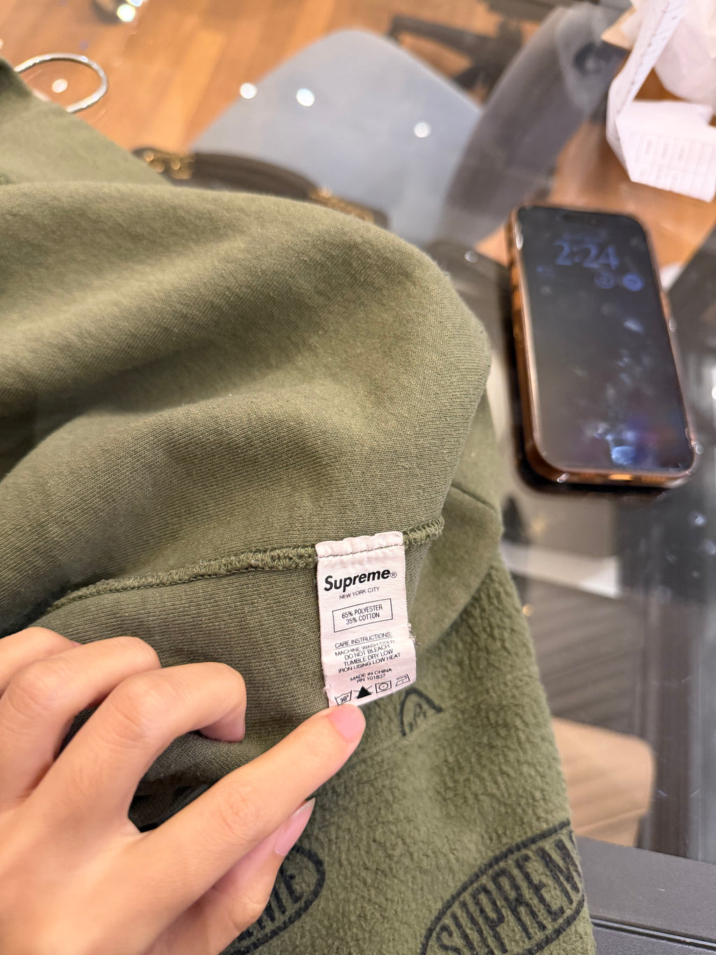 Supreme Liner Crewneck -
Light Olive
