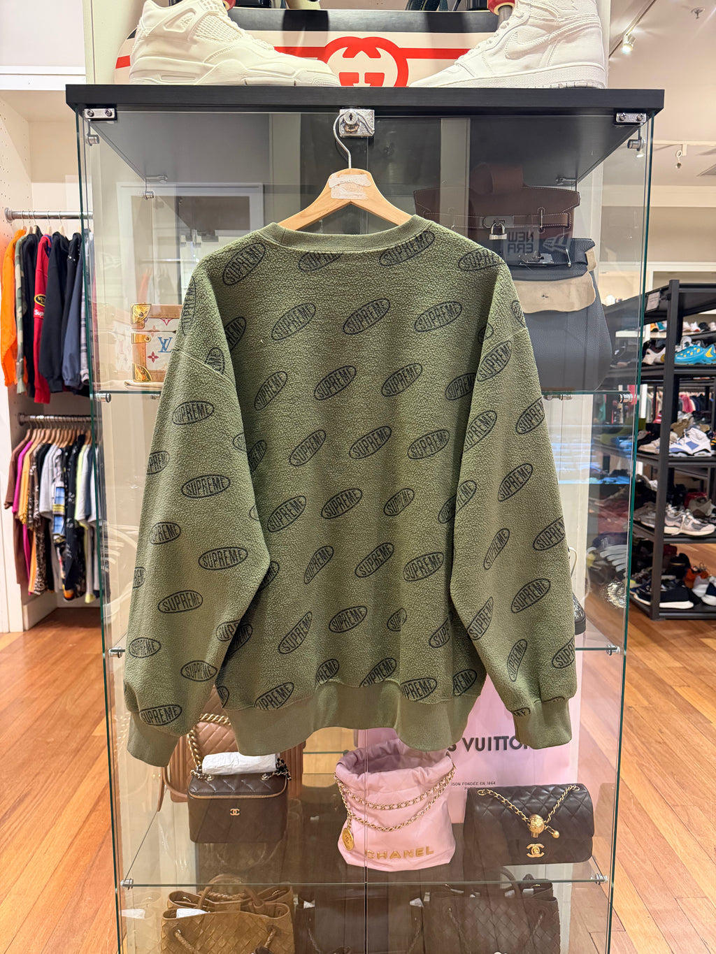 Supreme Liner Crewneck -
Light Olive