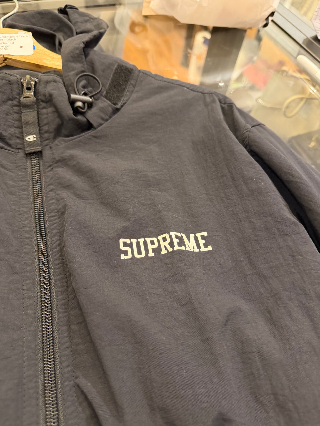 Supreme x Champion Track
Jacket - Black
