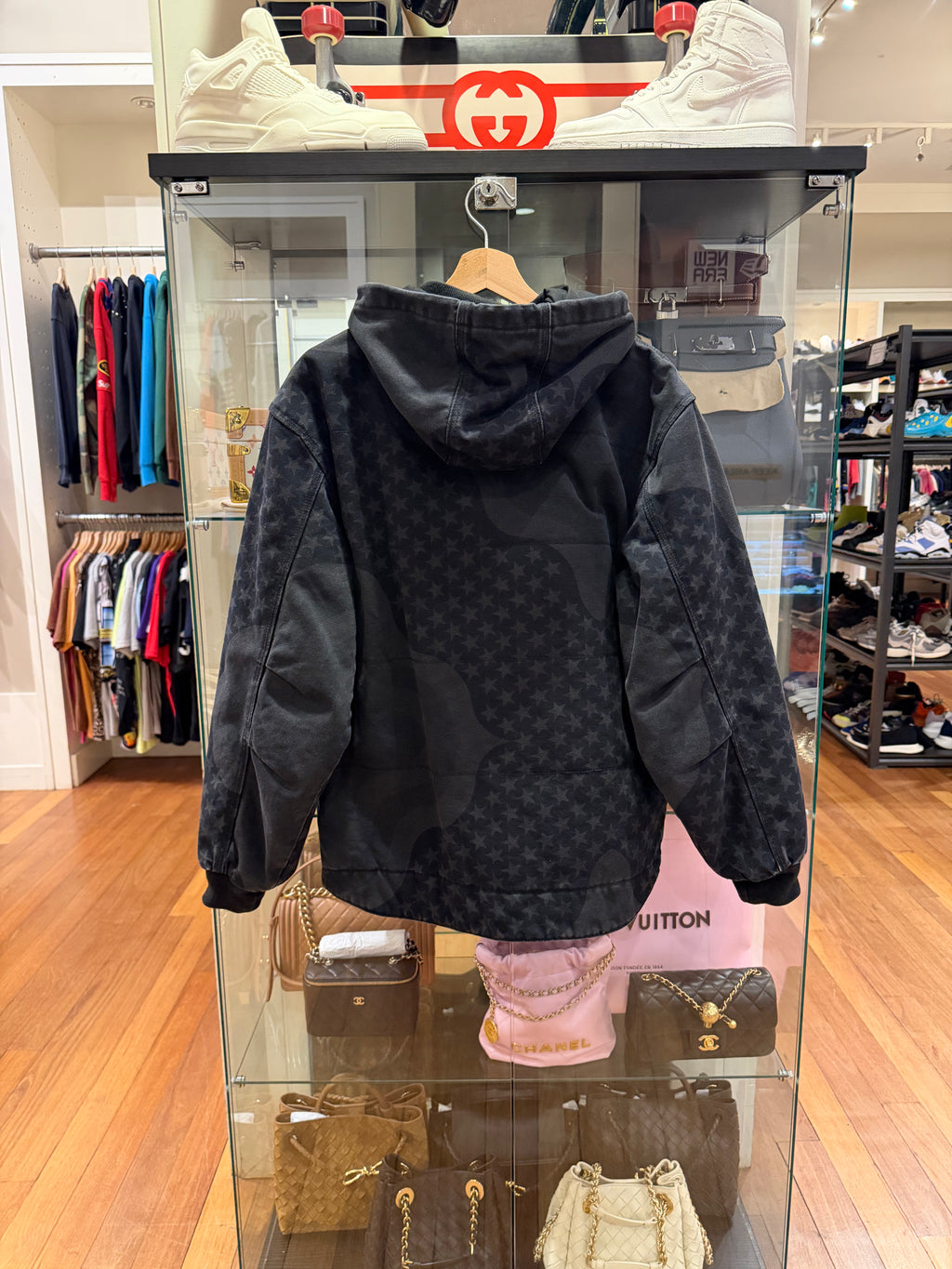Supreme Flag Quilted
Hooded Work Jacket - Black