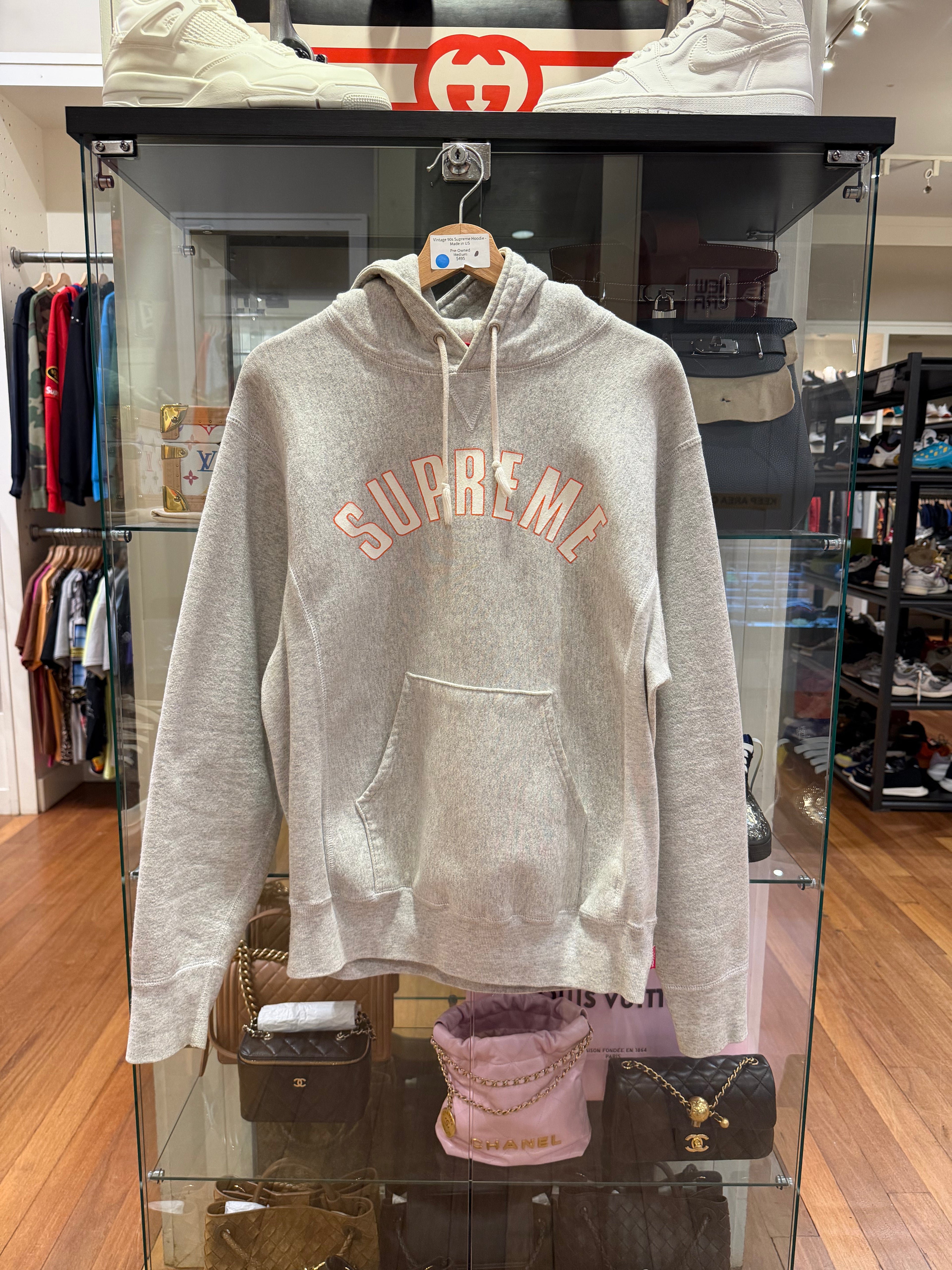 Vintage 90s Supreme Hoodie -
Made in US