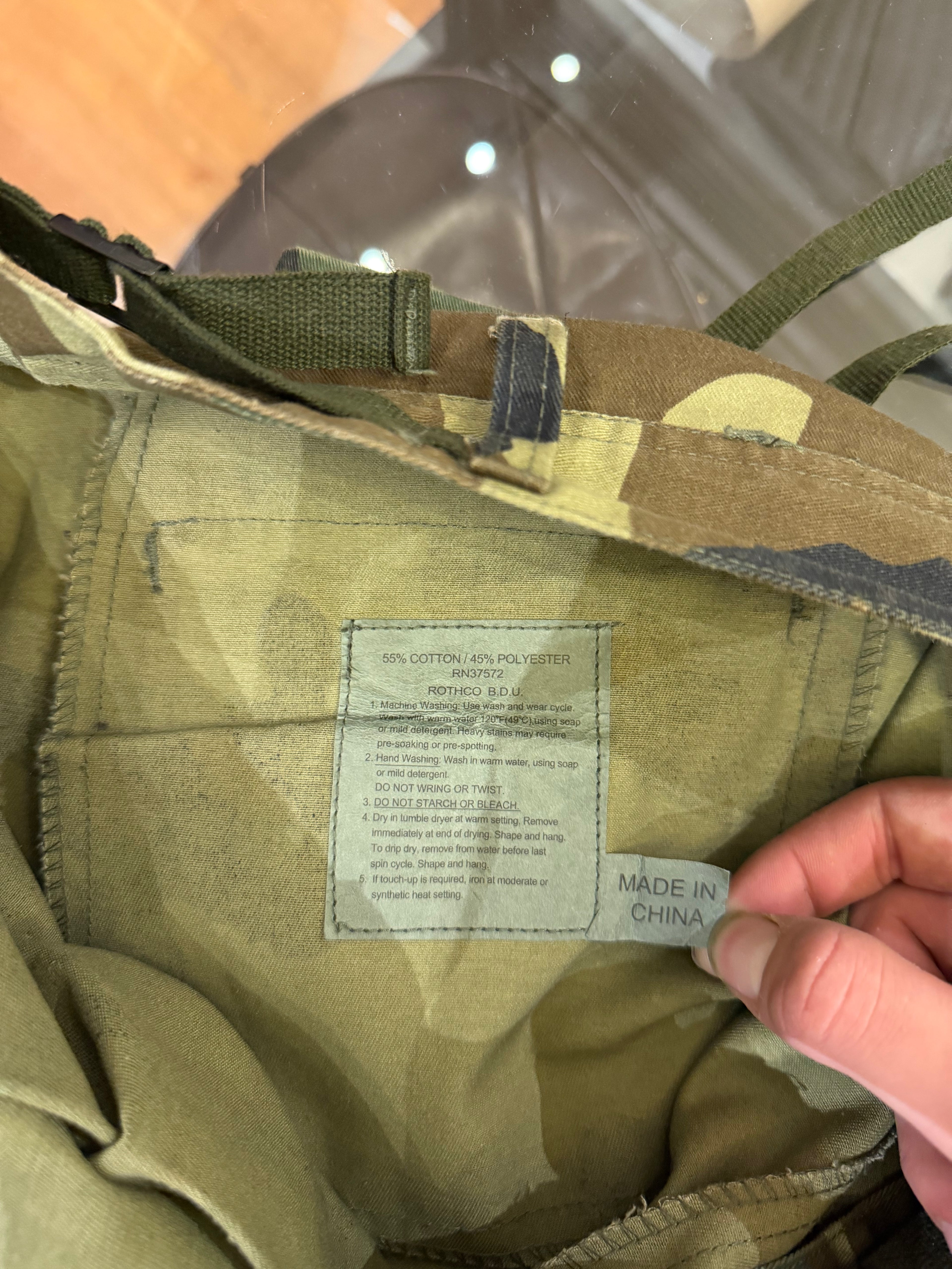 GV Gallery Rasberry Hills Camo Cargo Pants