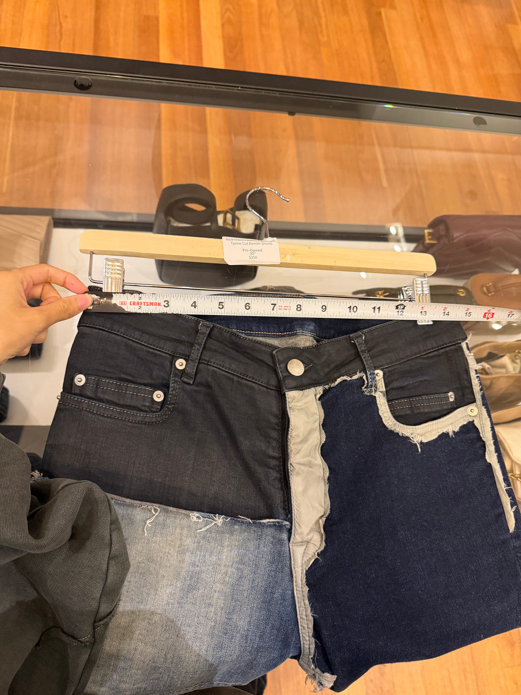 Rick Owens Babel Patchwork
Tyone Cut Denim Shorts
