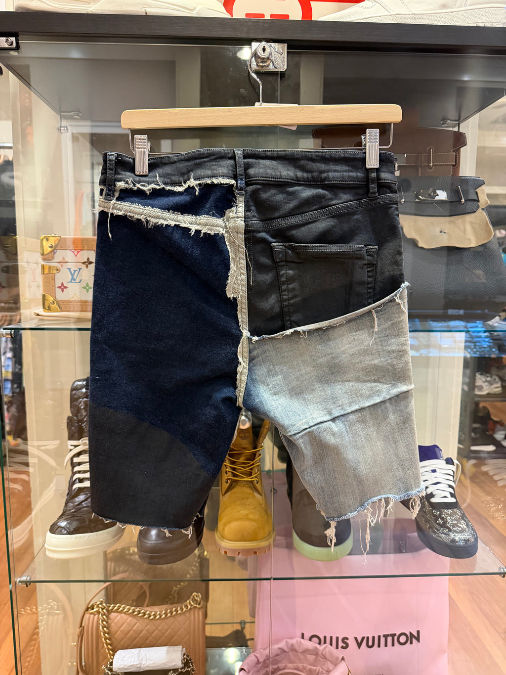 Rick Owens Babel Patchwork
Tyone Cut Denim Shorts