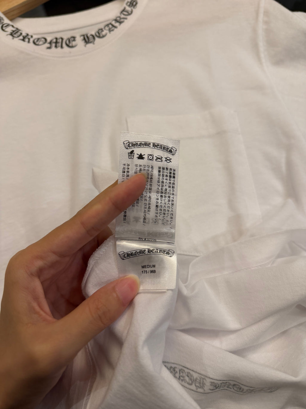 Chrome Hearts Black Neck
Print Tee - White