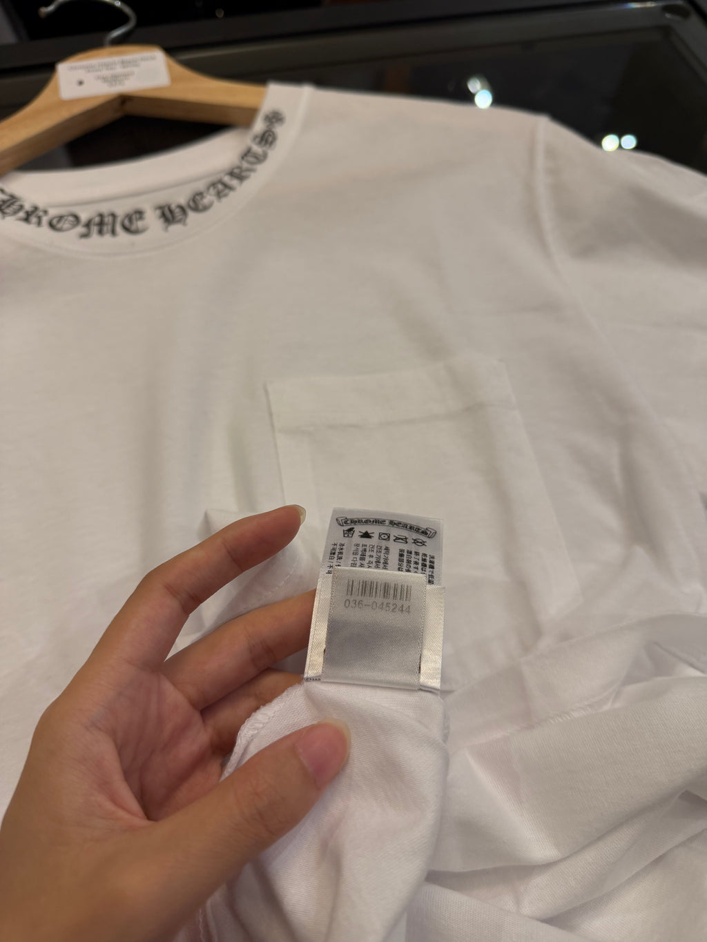 Chrome Hearts Black Neck
Print Tee - White